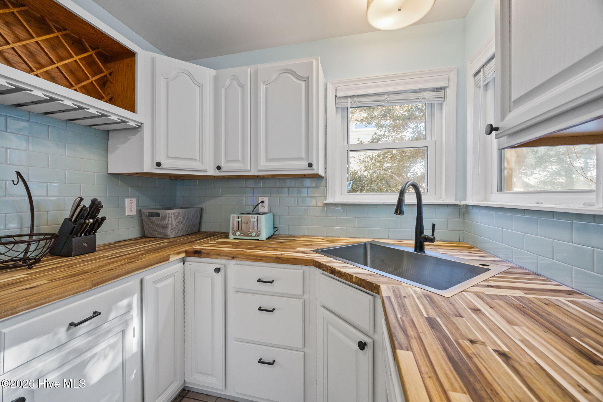 100553918 | Photo 18