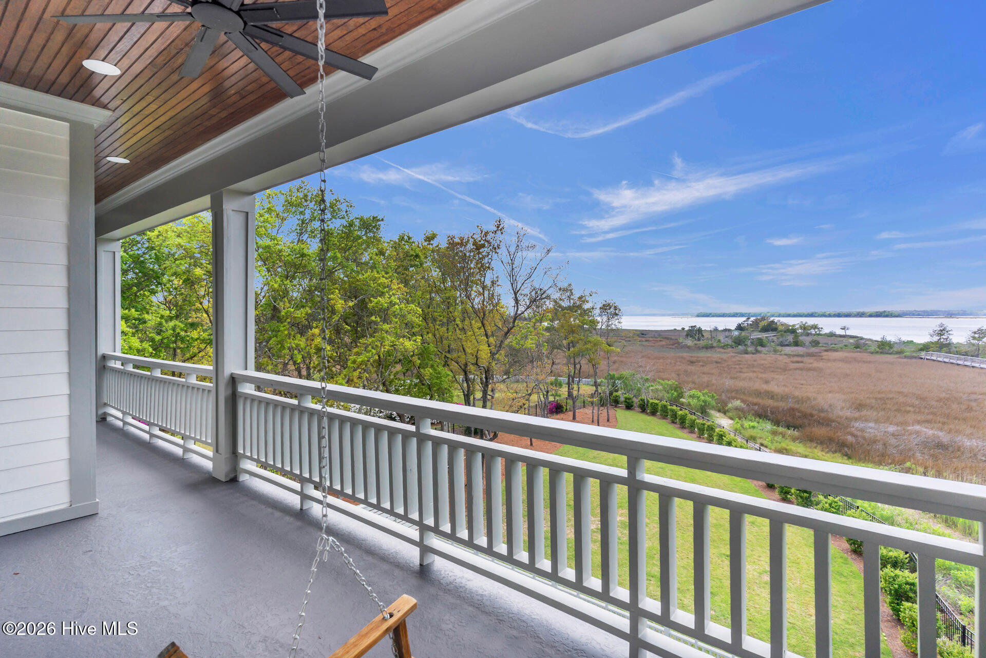 100553549 | Photo 32