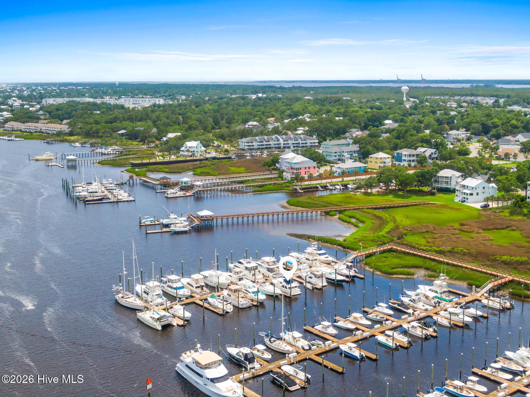 100547941 | Photo 15