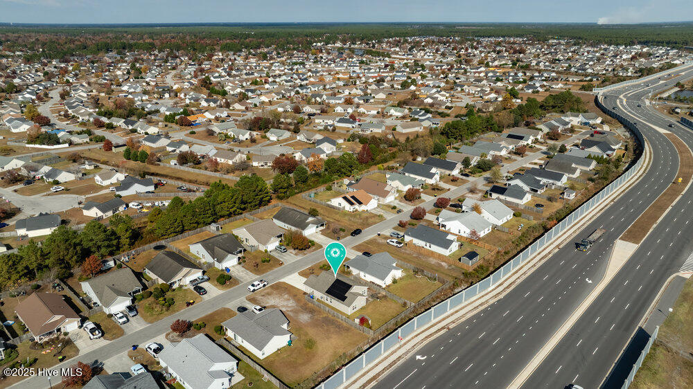 100542434 | Photo 35