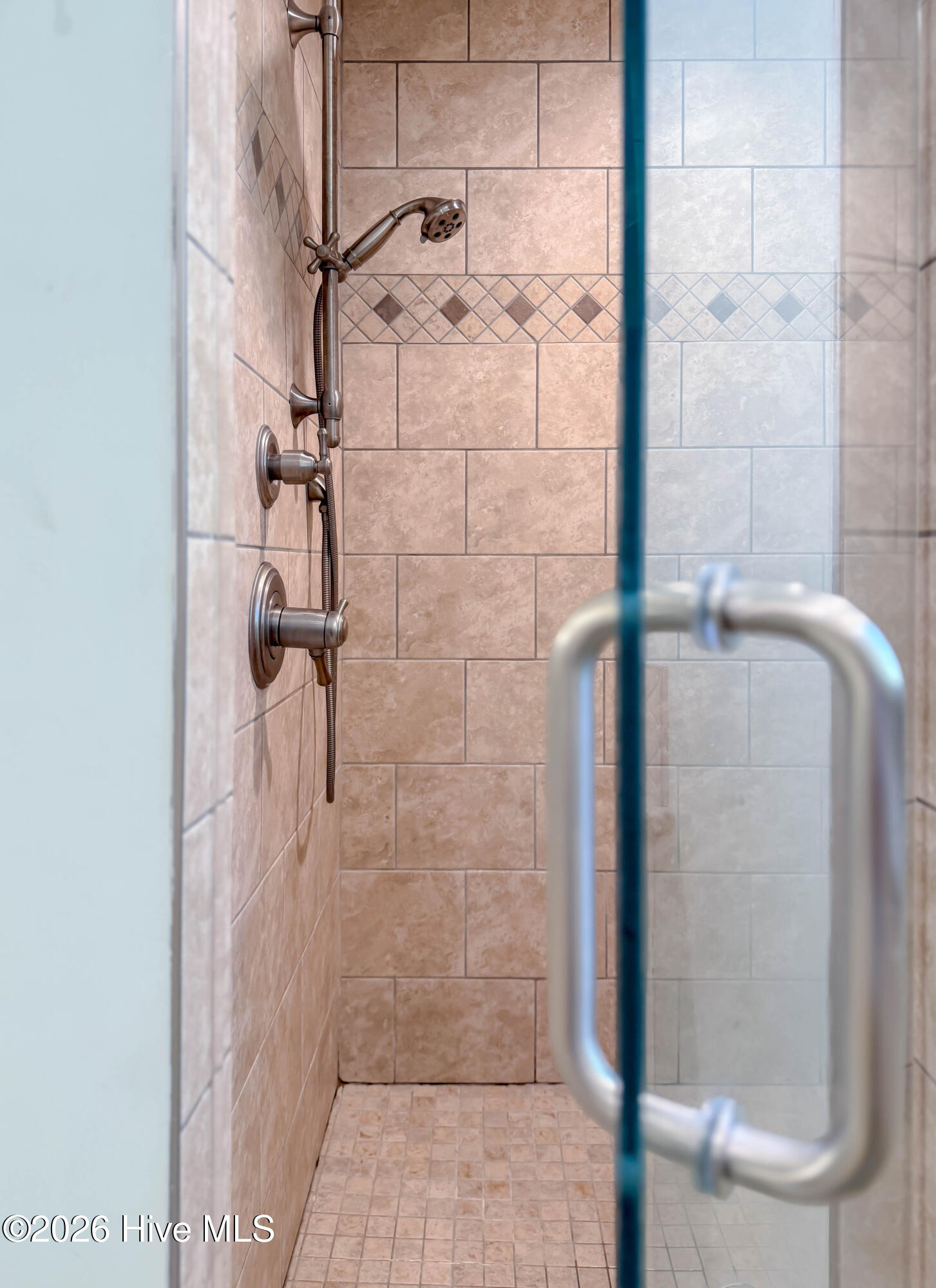 100559025 | Photo 38