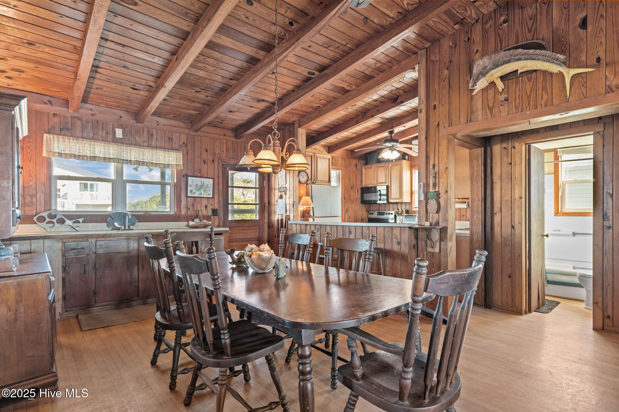 100539644 | Photo 20