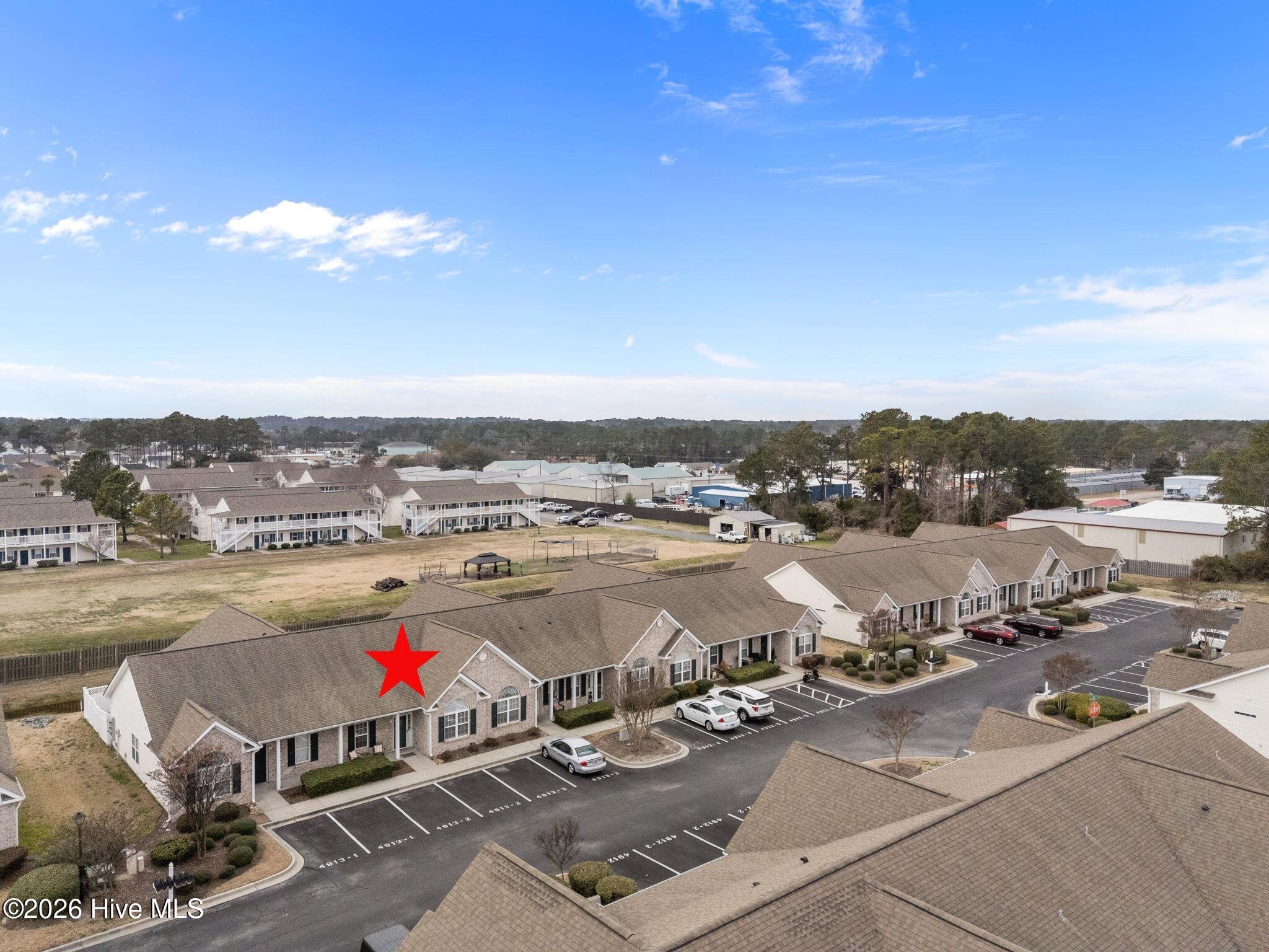 100556175 | Photo 47