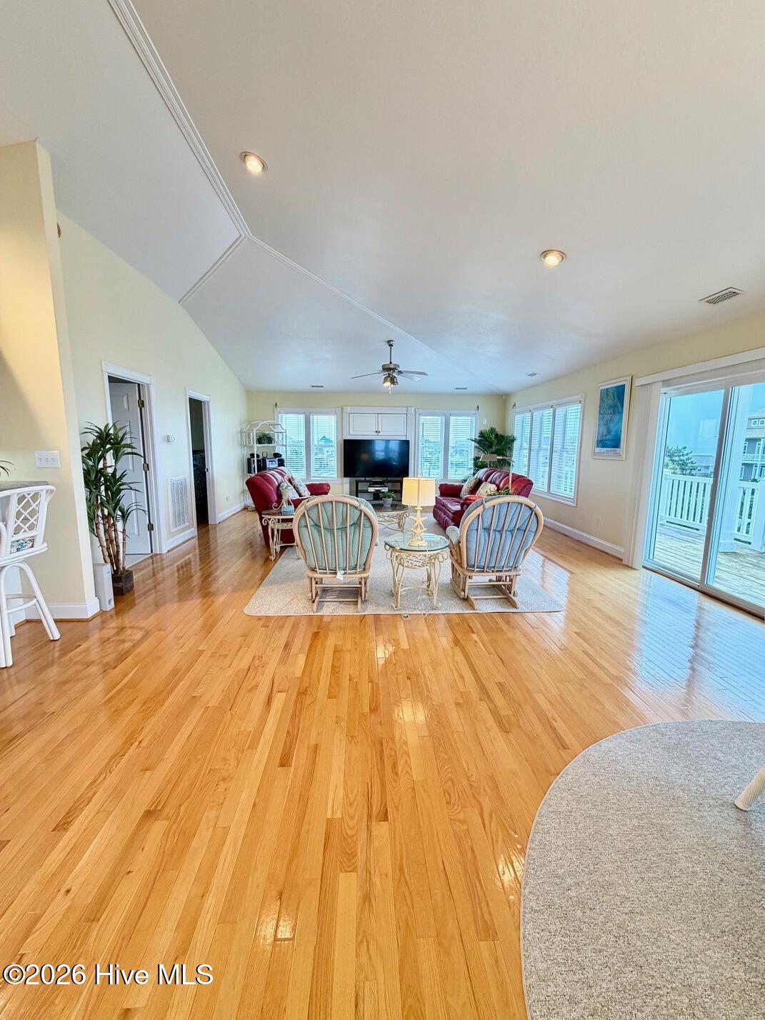 8526 Ocean View Drive,Emerald Isle