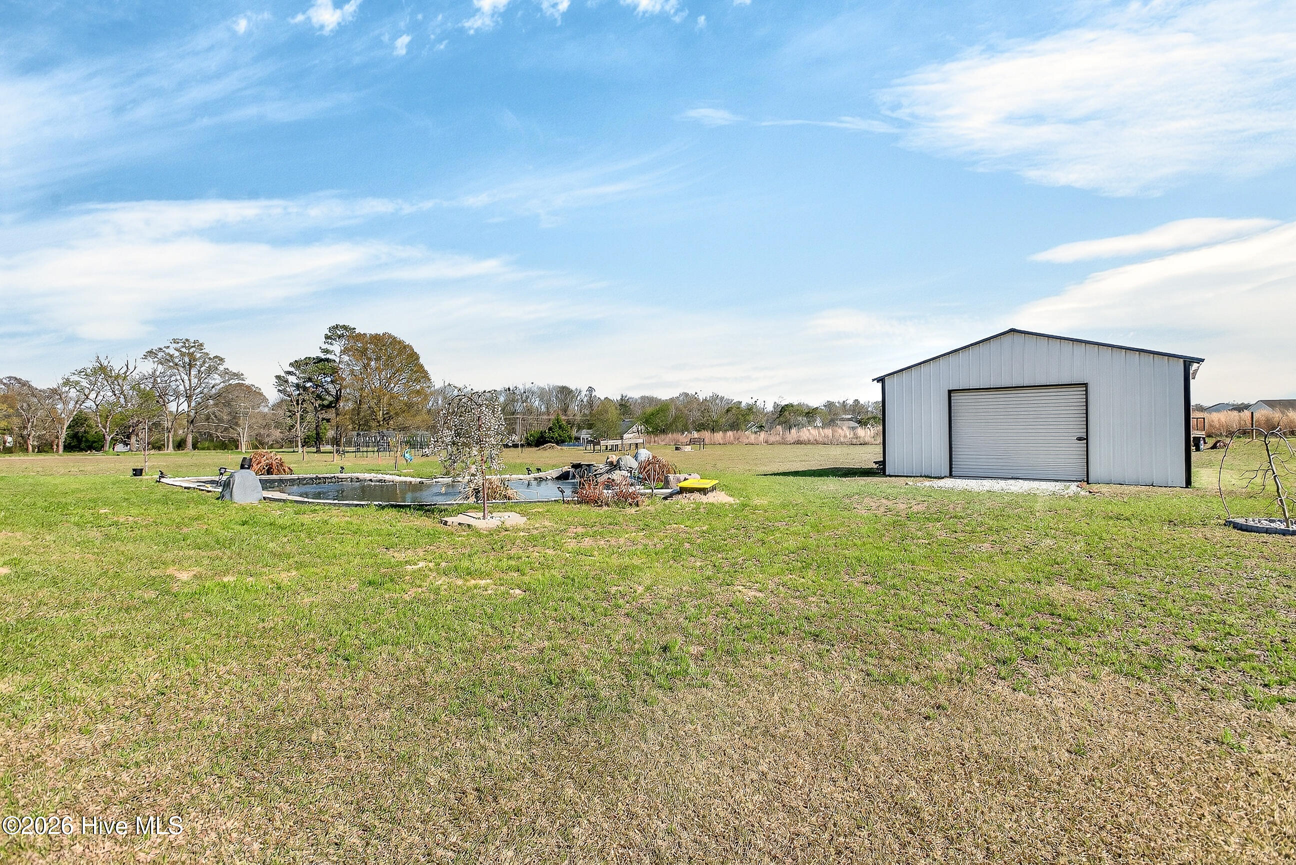 100561338 | Photo 41