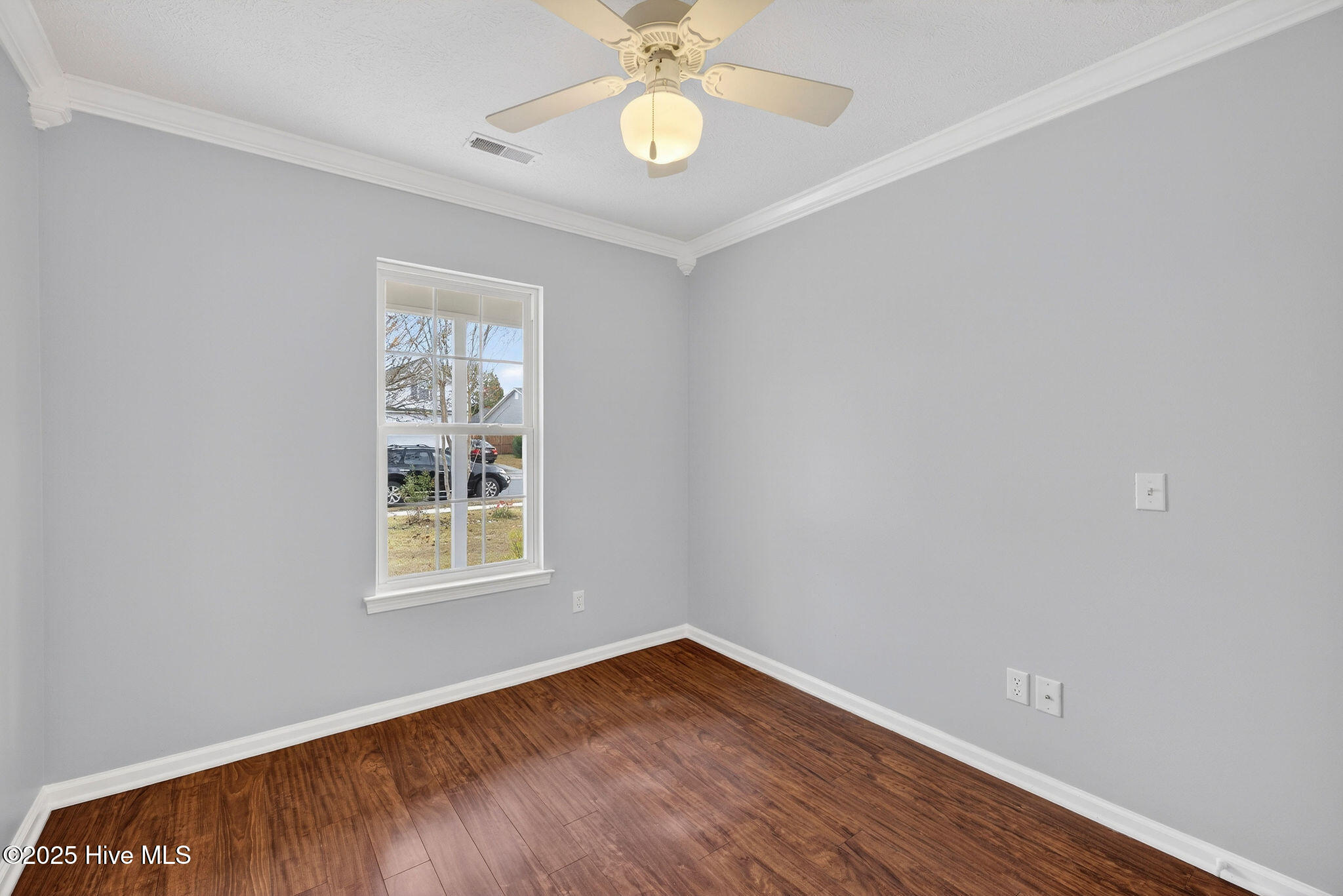 100543965 | Photo 31