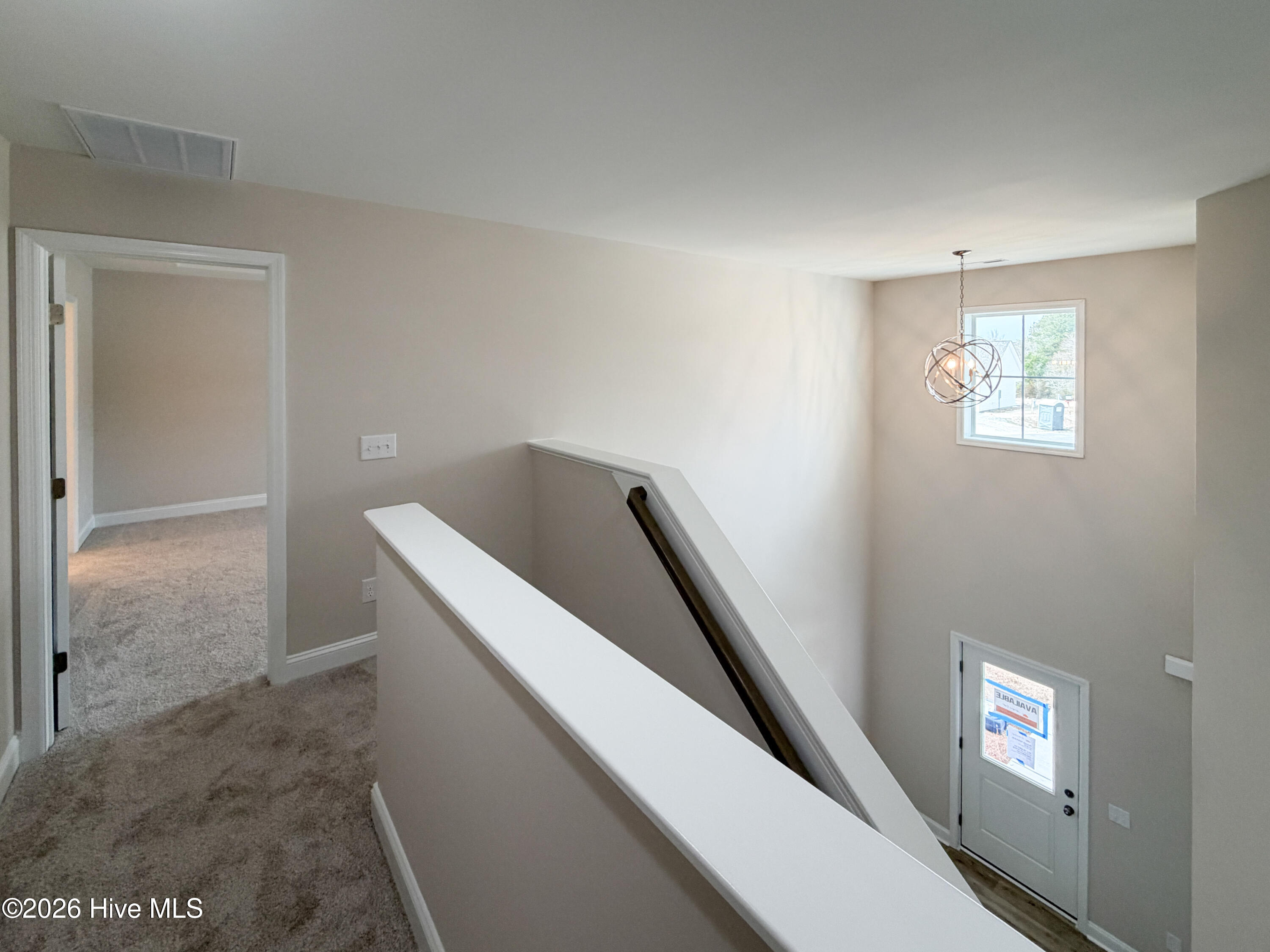 100552210 | Photo 17