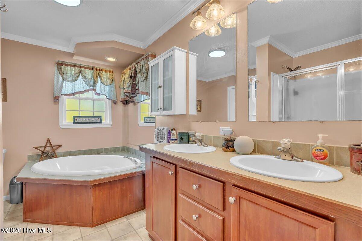 100549997 | Photo 34