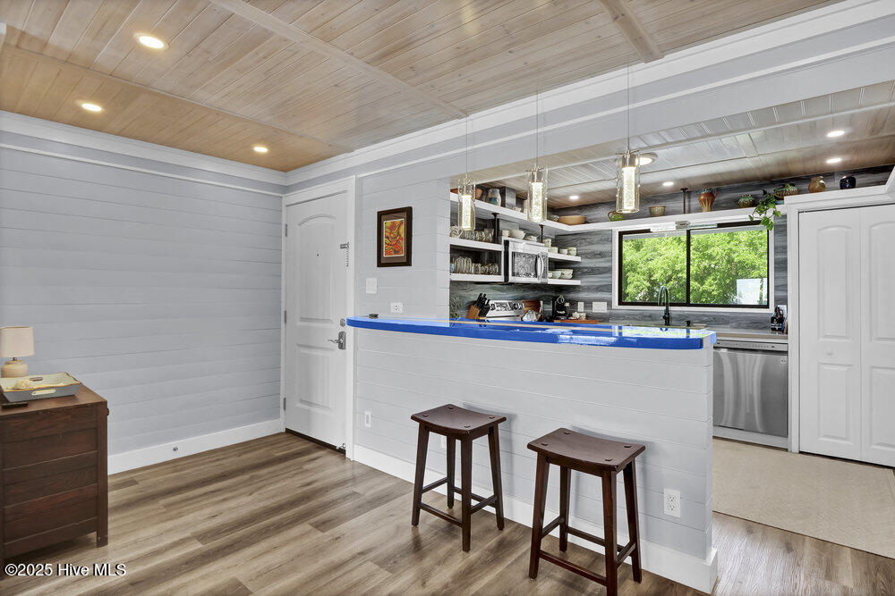 109 Teakwood Drive 802, Carolina Beach, NC 28428 – photo 10: 021_p1400734_209