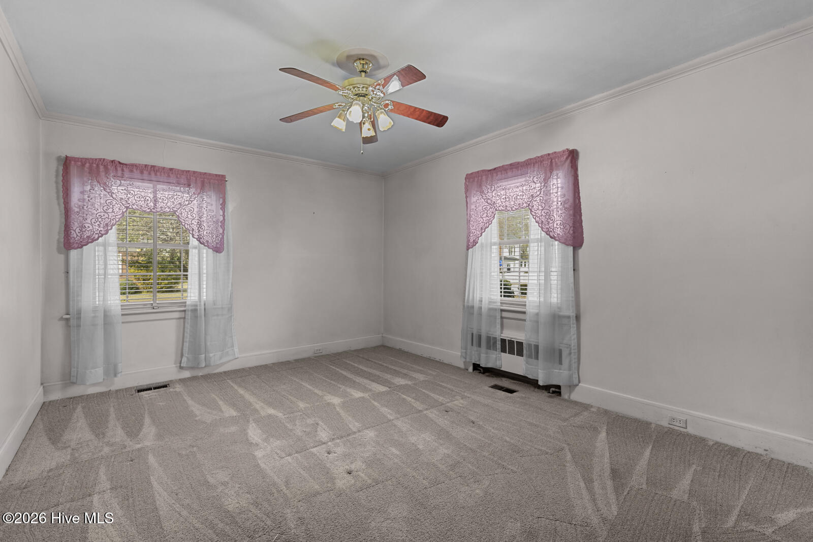 100557416 | Photo 41