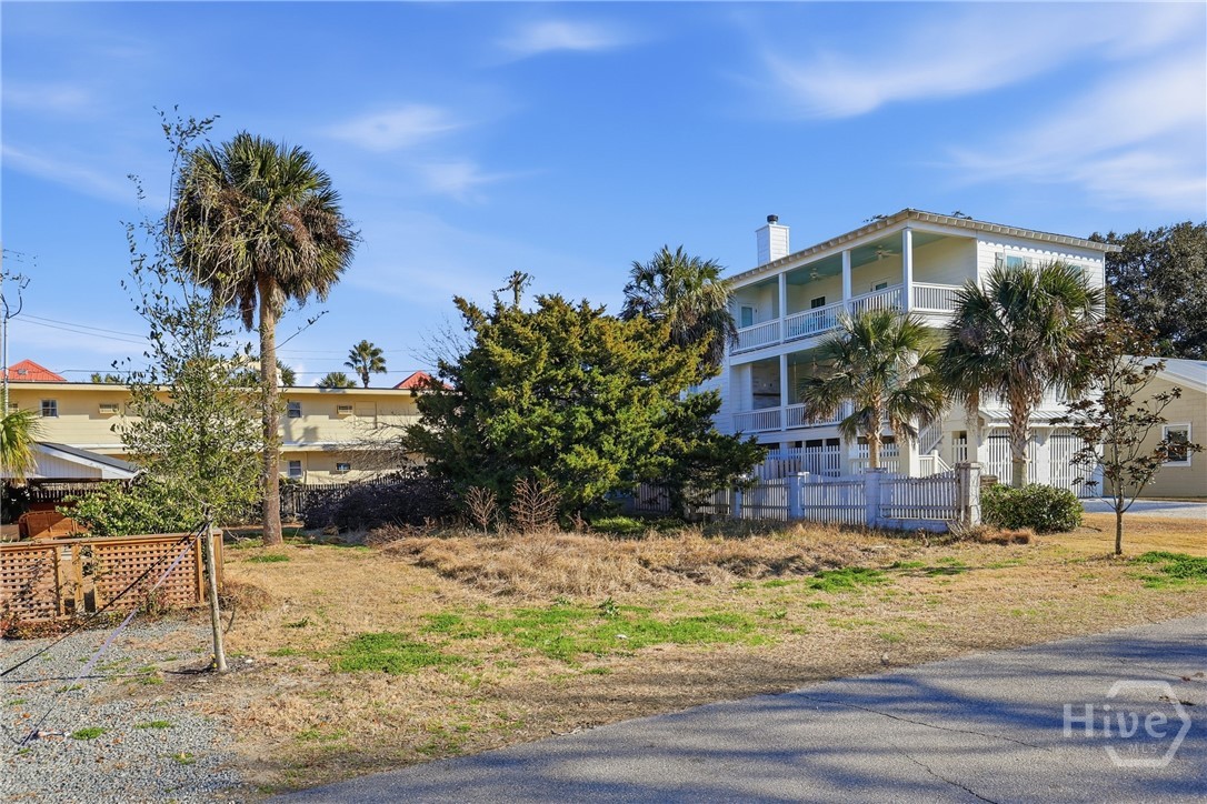 14th image of 1410 2nd Ave, Tybee Island, GA 31328 | MLS# SA348750