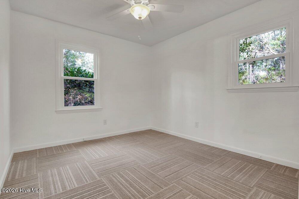 100550495 | Photo 16