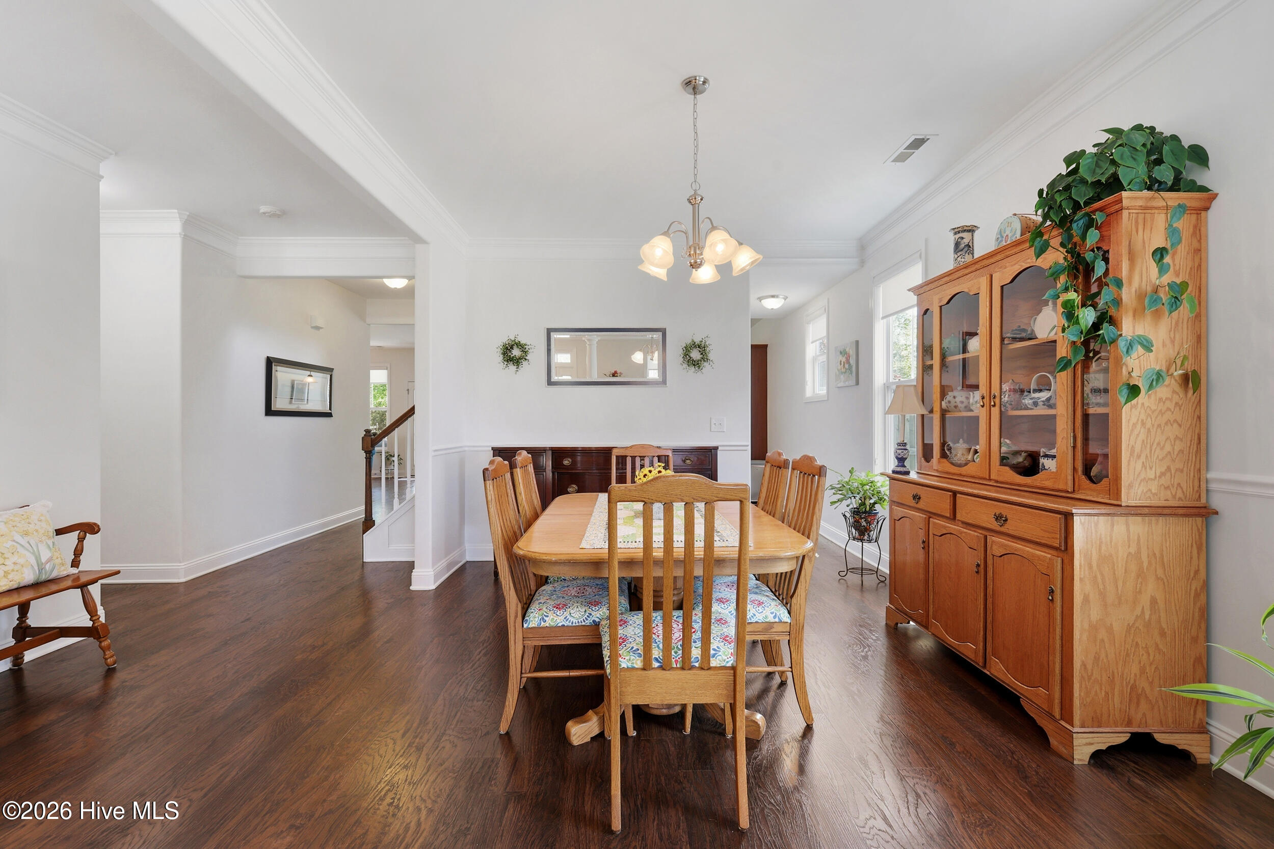 100565856 | Photo 18