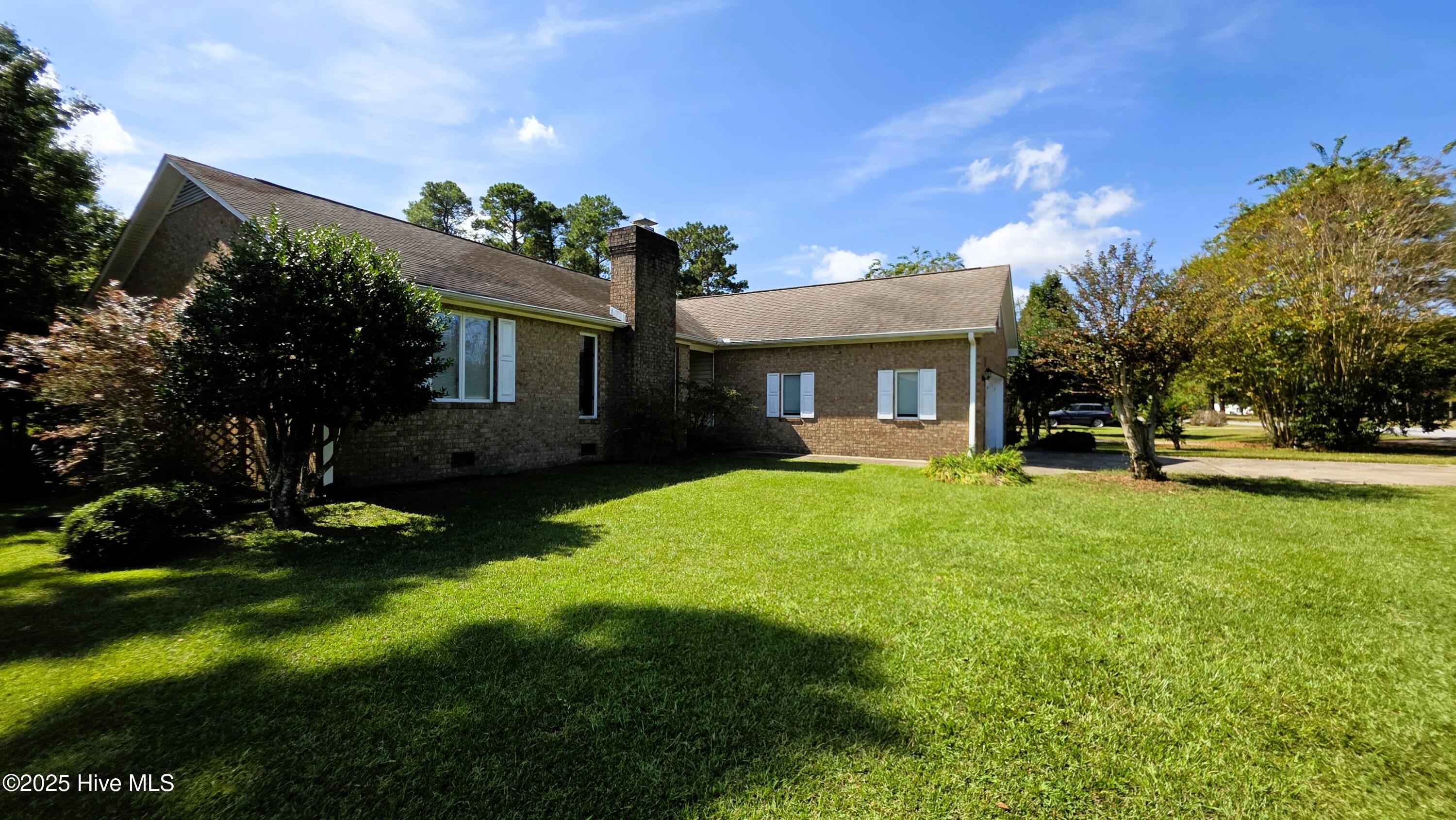 Homes for sale in New Bern, NC | 812 Pelican Dr, New Bern, NC 28560 | MLS# 100533040