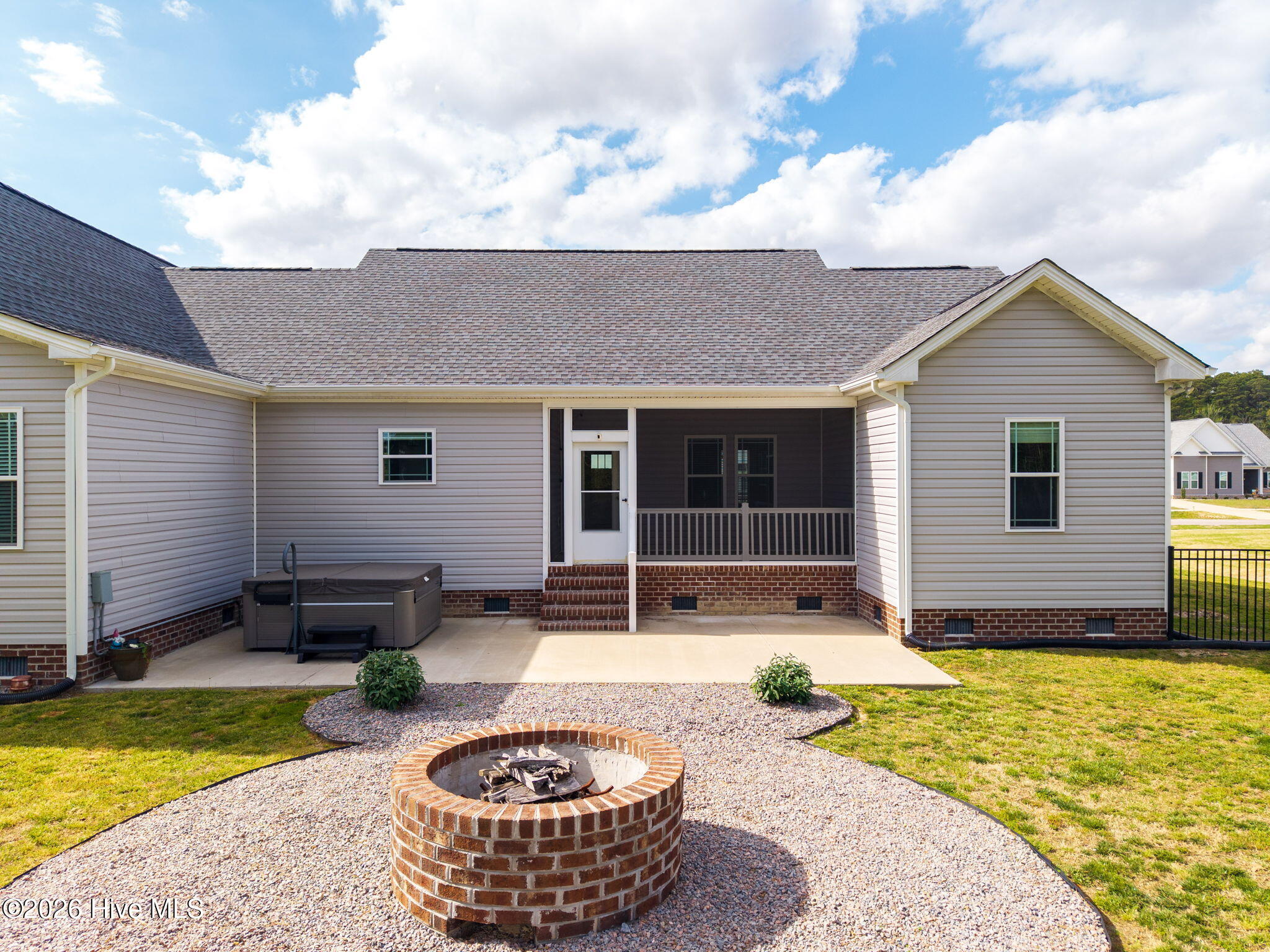 31-web-or-mls-ext-15