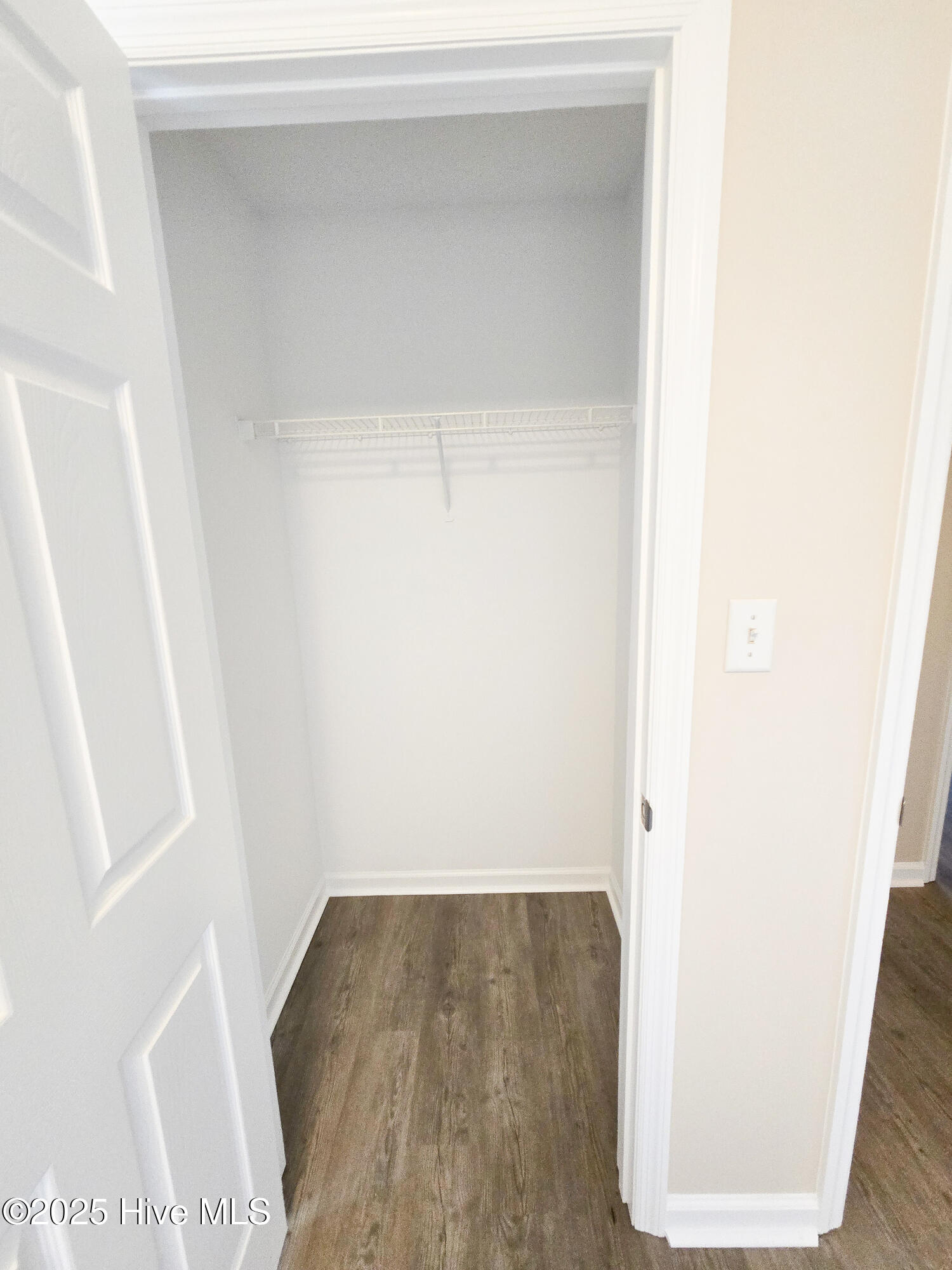 100533714 | Photo 18