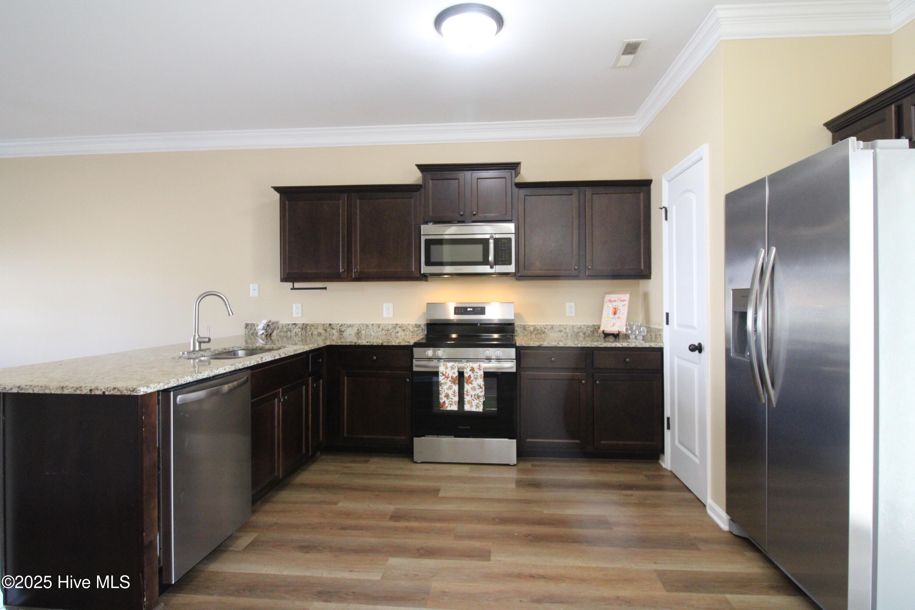 102 Justice Farm Drive, Sneads Ferry, NC 28460 – photo 4: IMG_0655