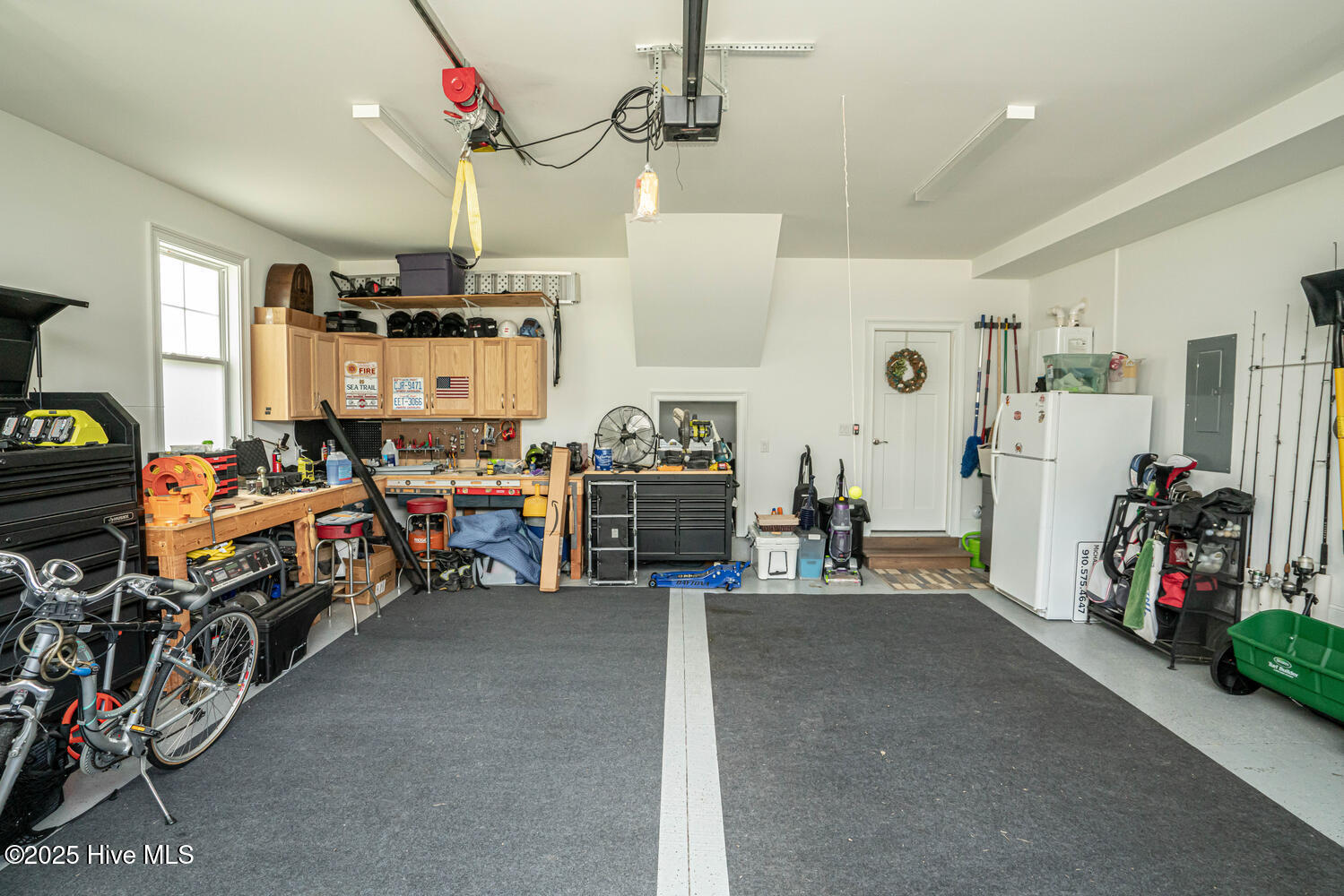 100558918 | Photo 46