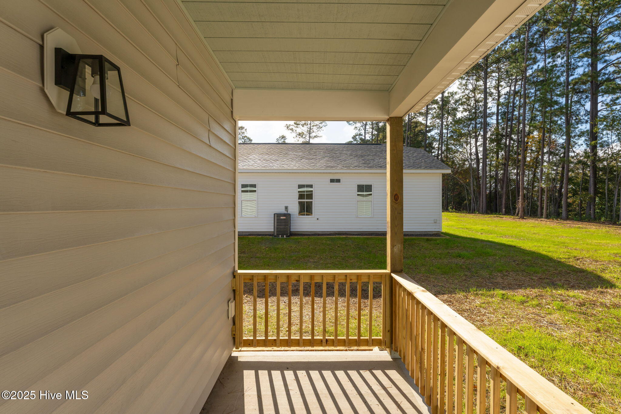 100541520 | Photo 54