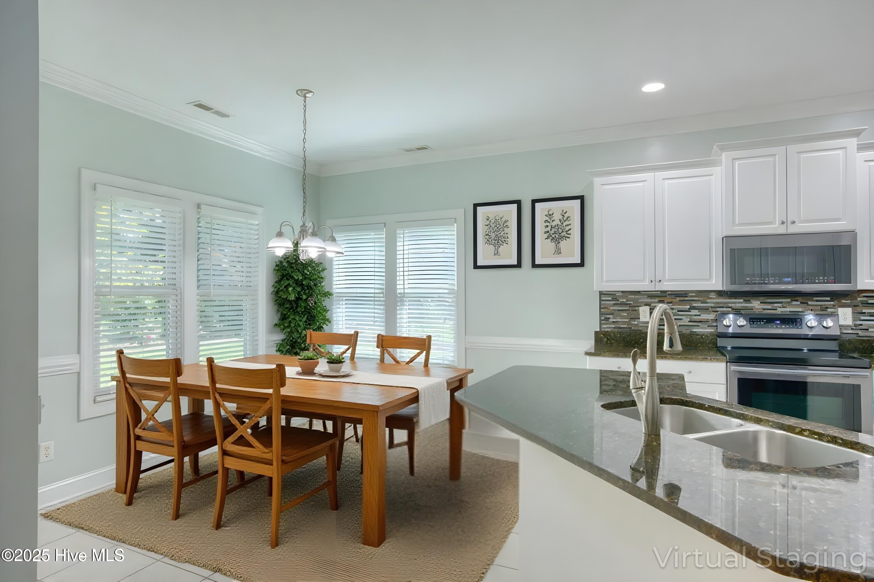 100515655 | Photo 12