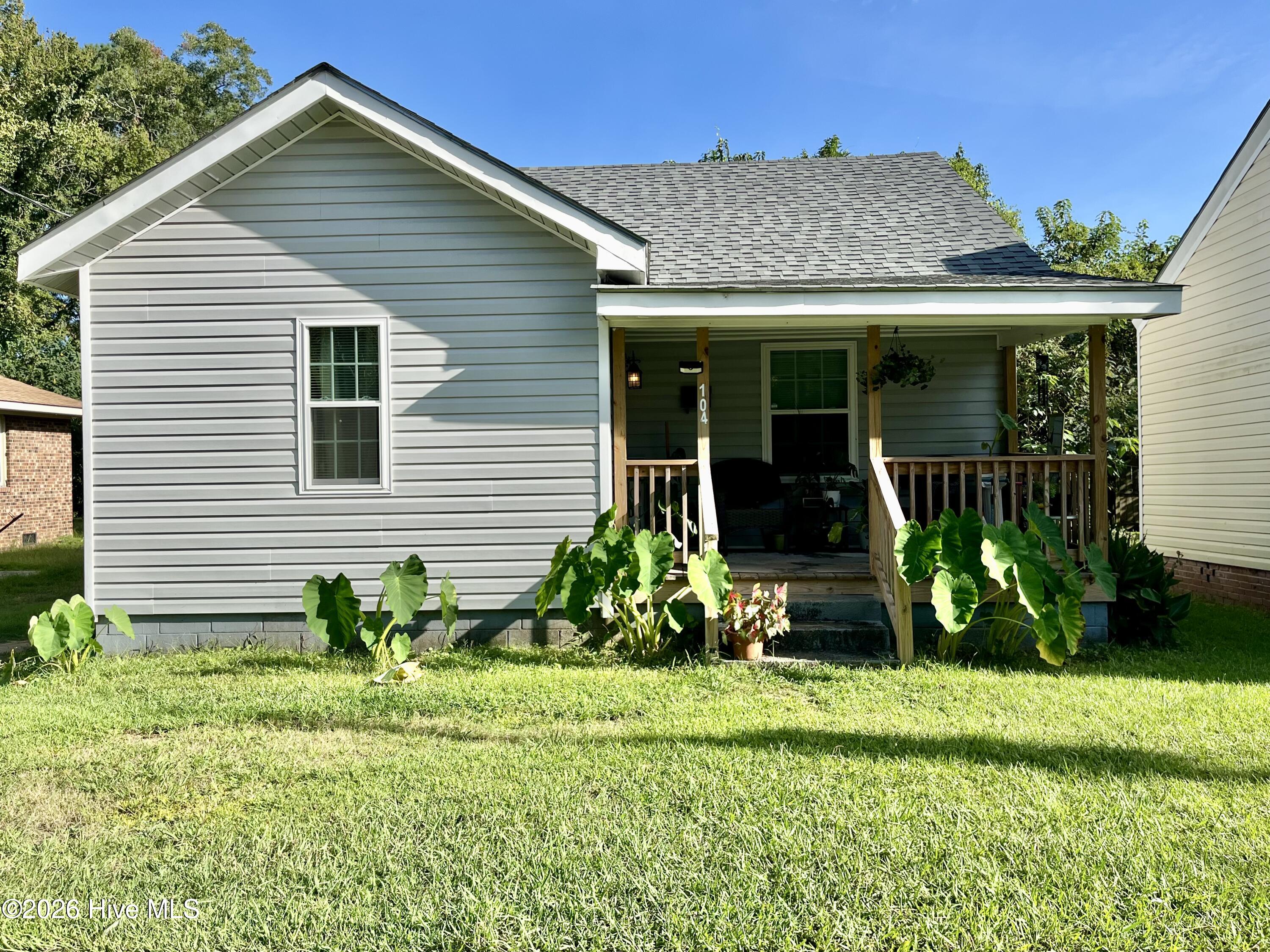Exterior photo of 104 Beech Street, Williamston, NC 27892. MLS: 100603806