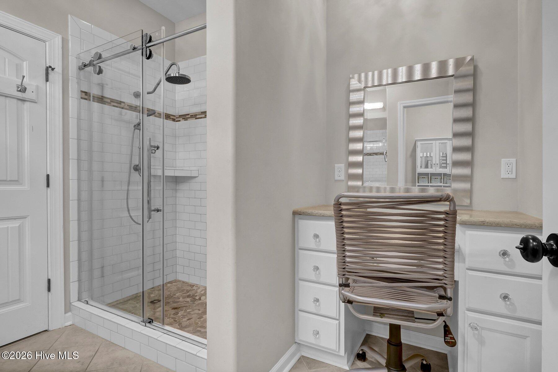 100555039 | Photo 14