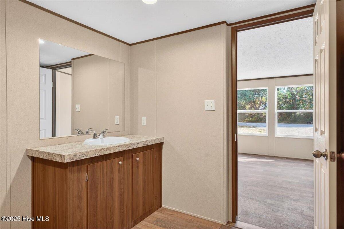 100544292 | Photo 38