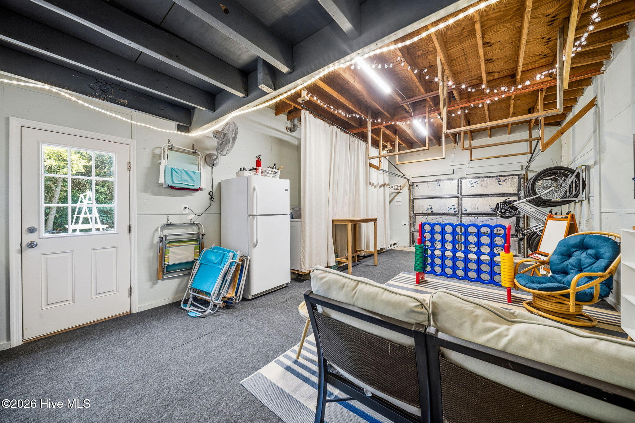 100569125 | Photo 54