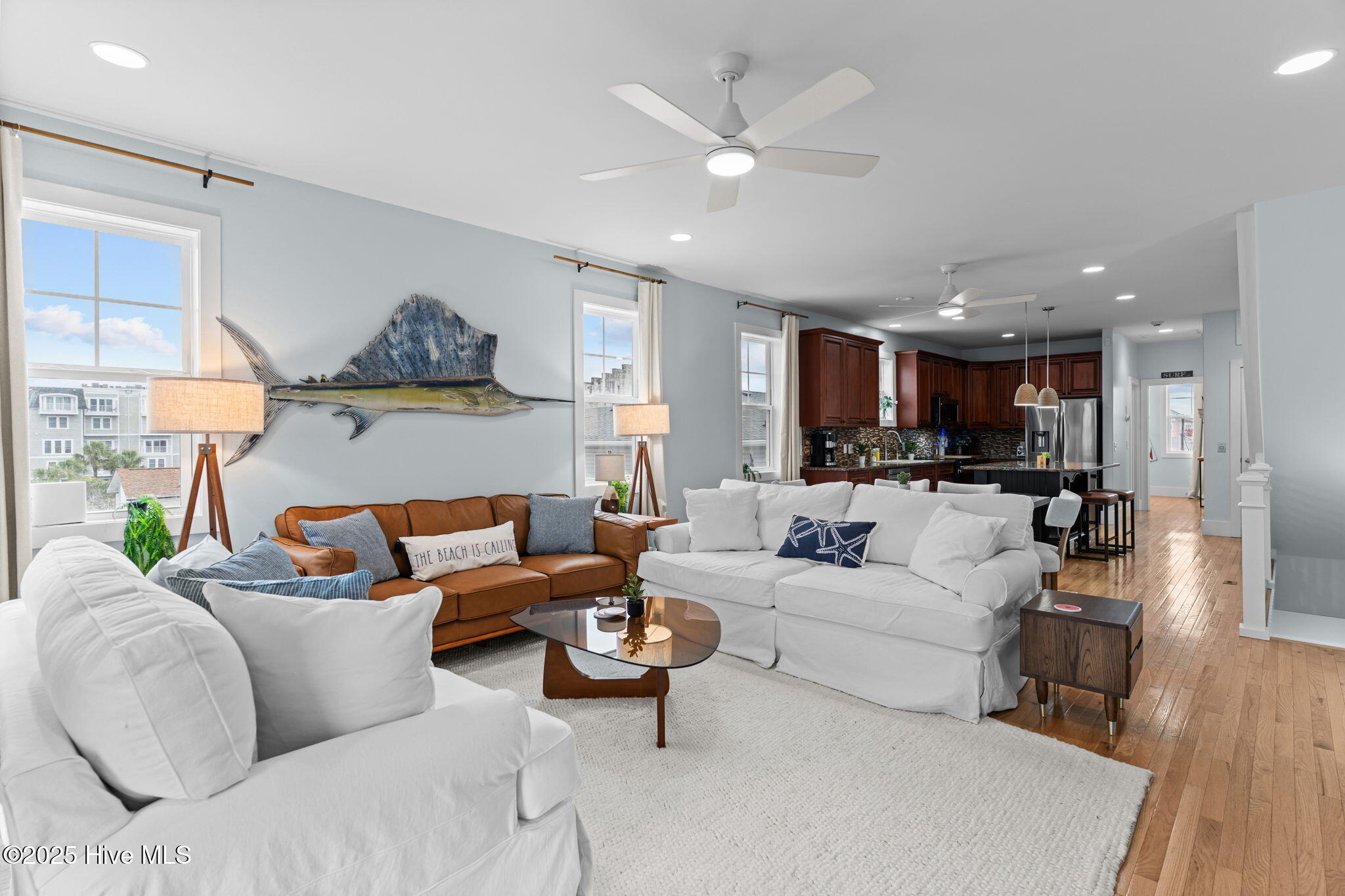 100494725 | Photo 14