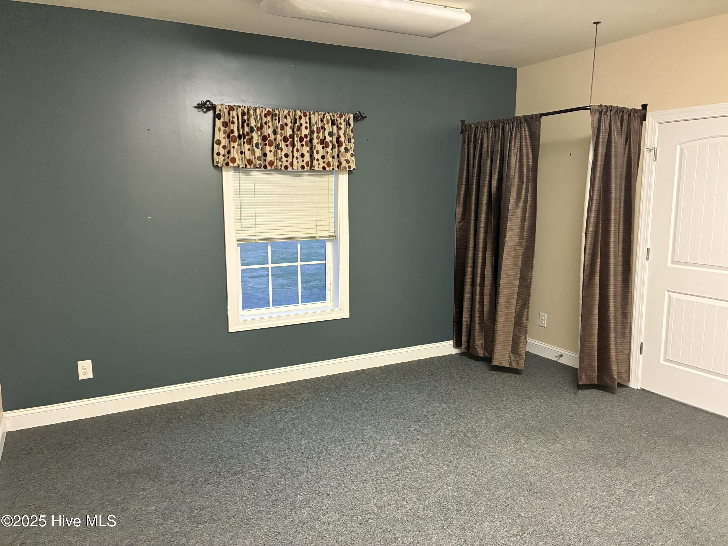 1177 N Road Street, Elizabeth City, NC, 27909