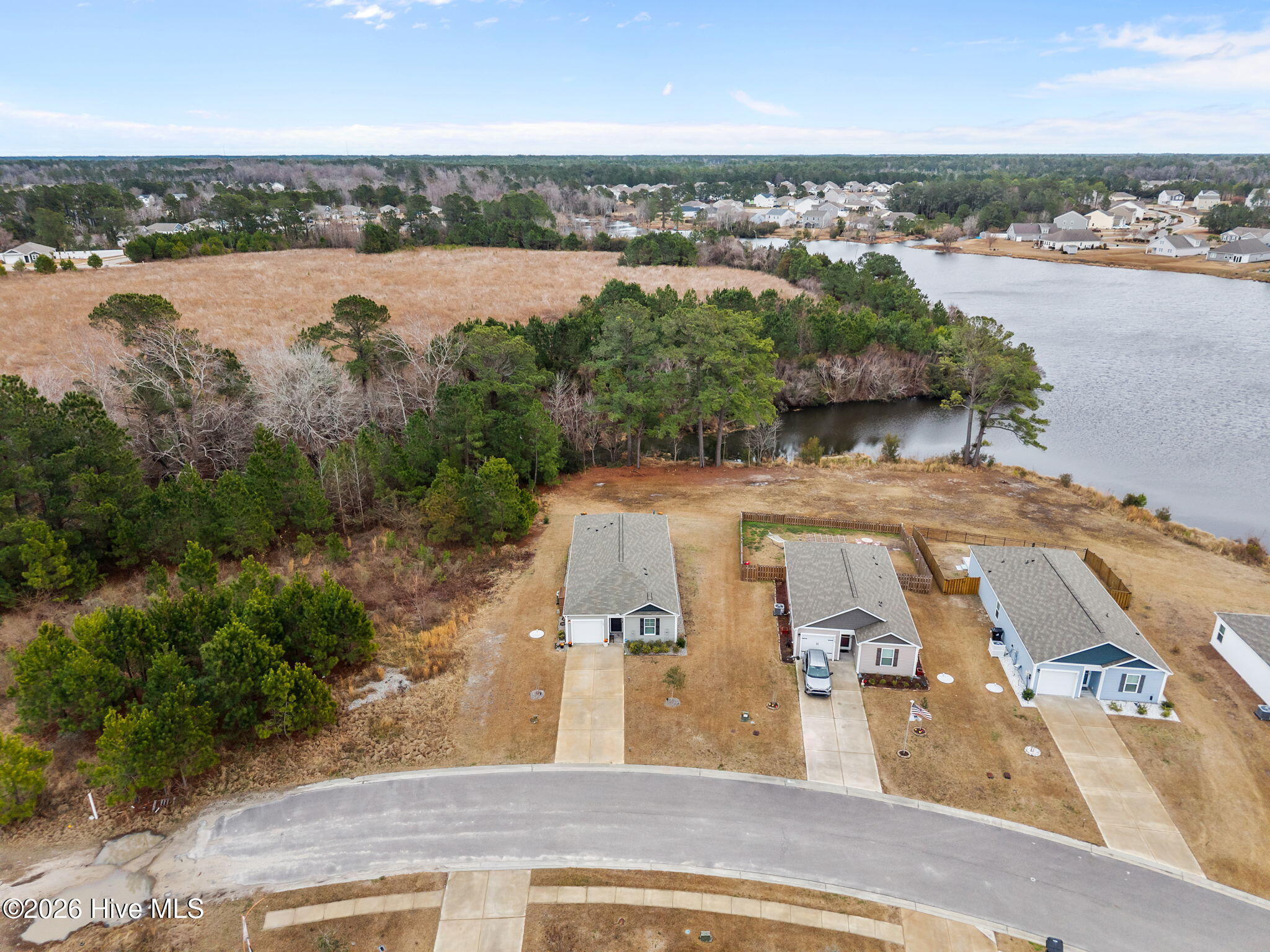 100555354 | Photo 64