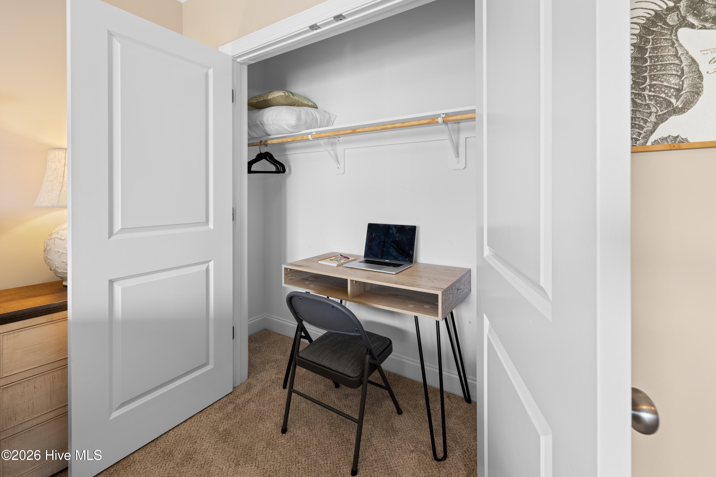 100552072 | Photo 22