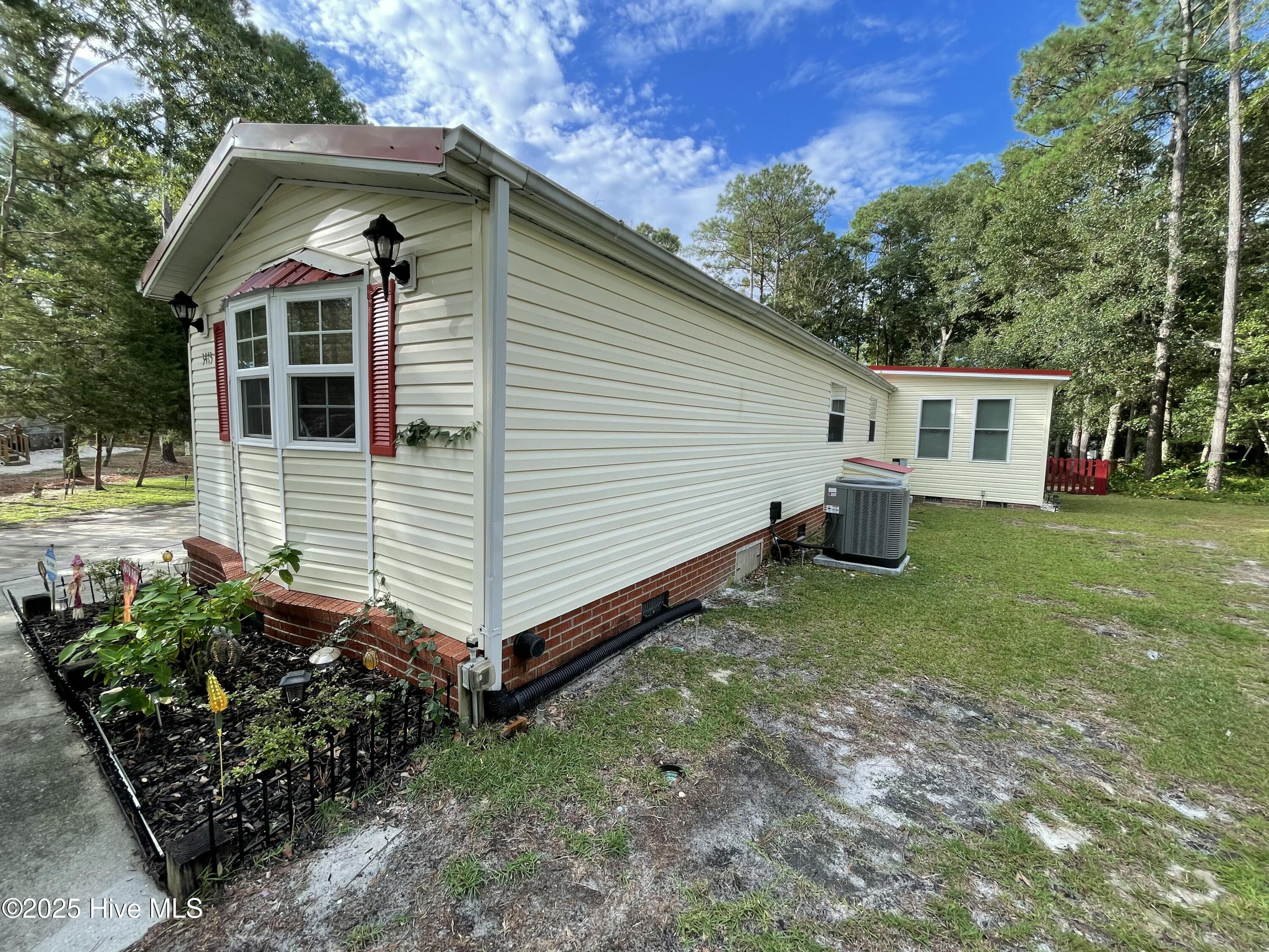 100534304 | Photo 23