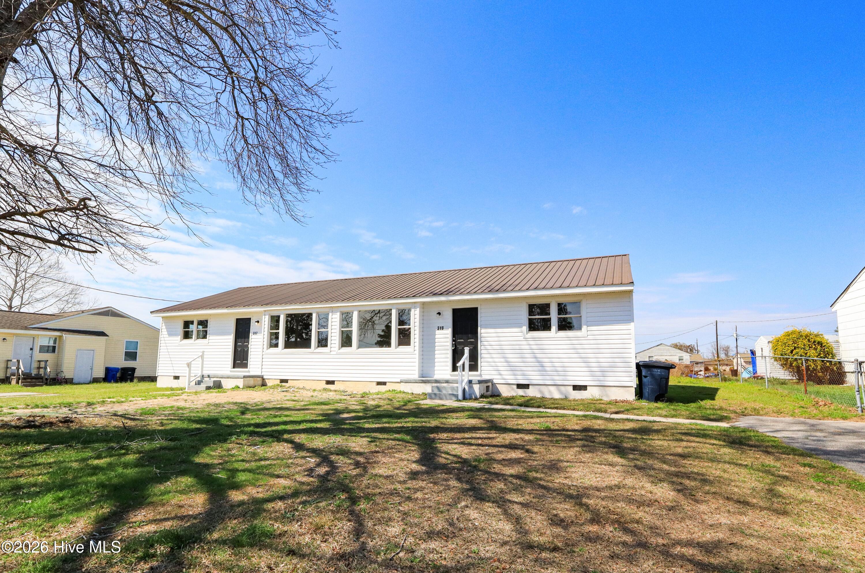 100560187 | Photo 29