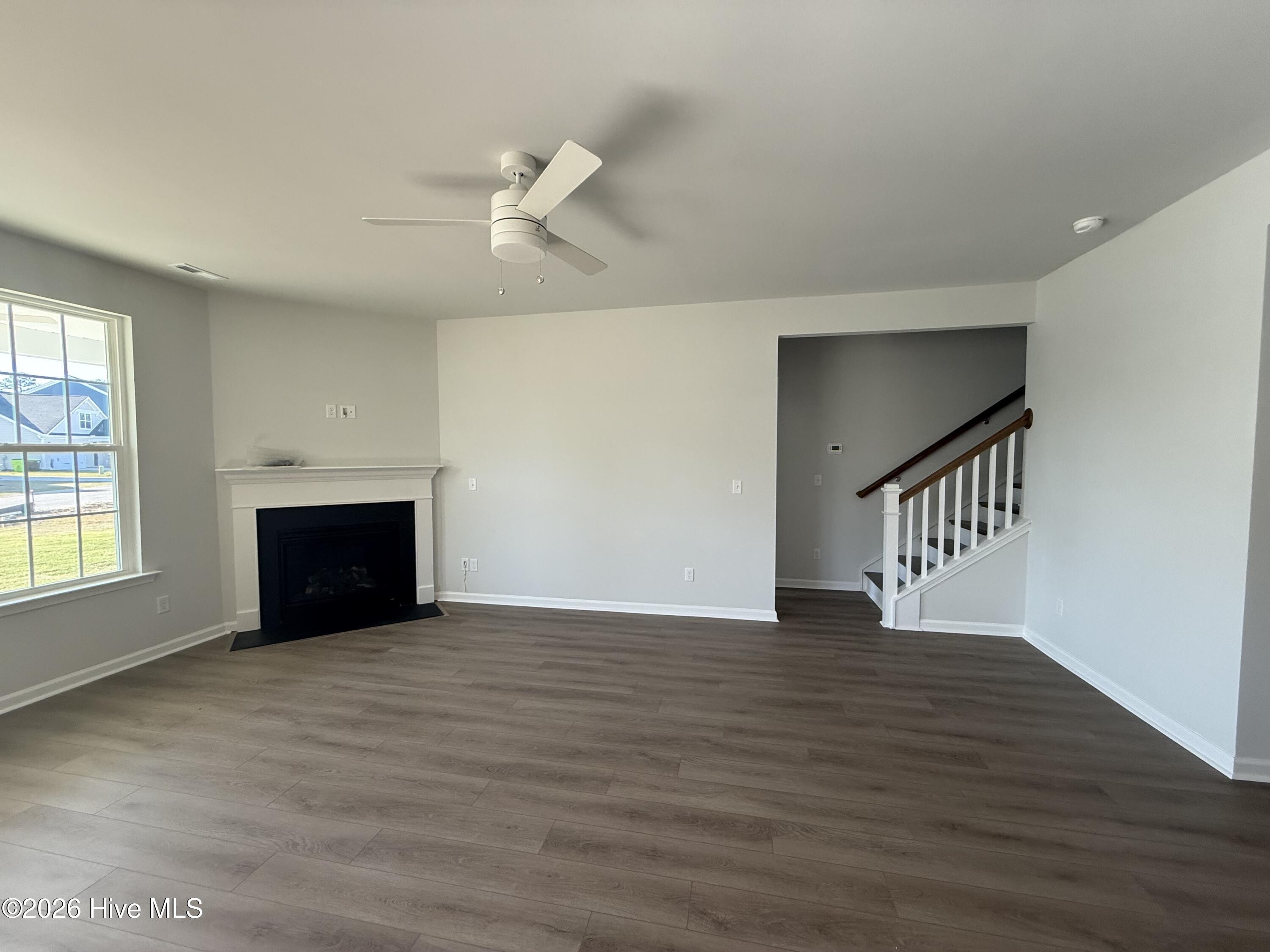 100549851 | Photo 10