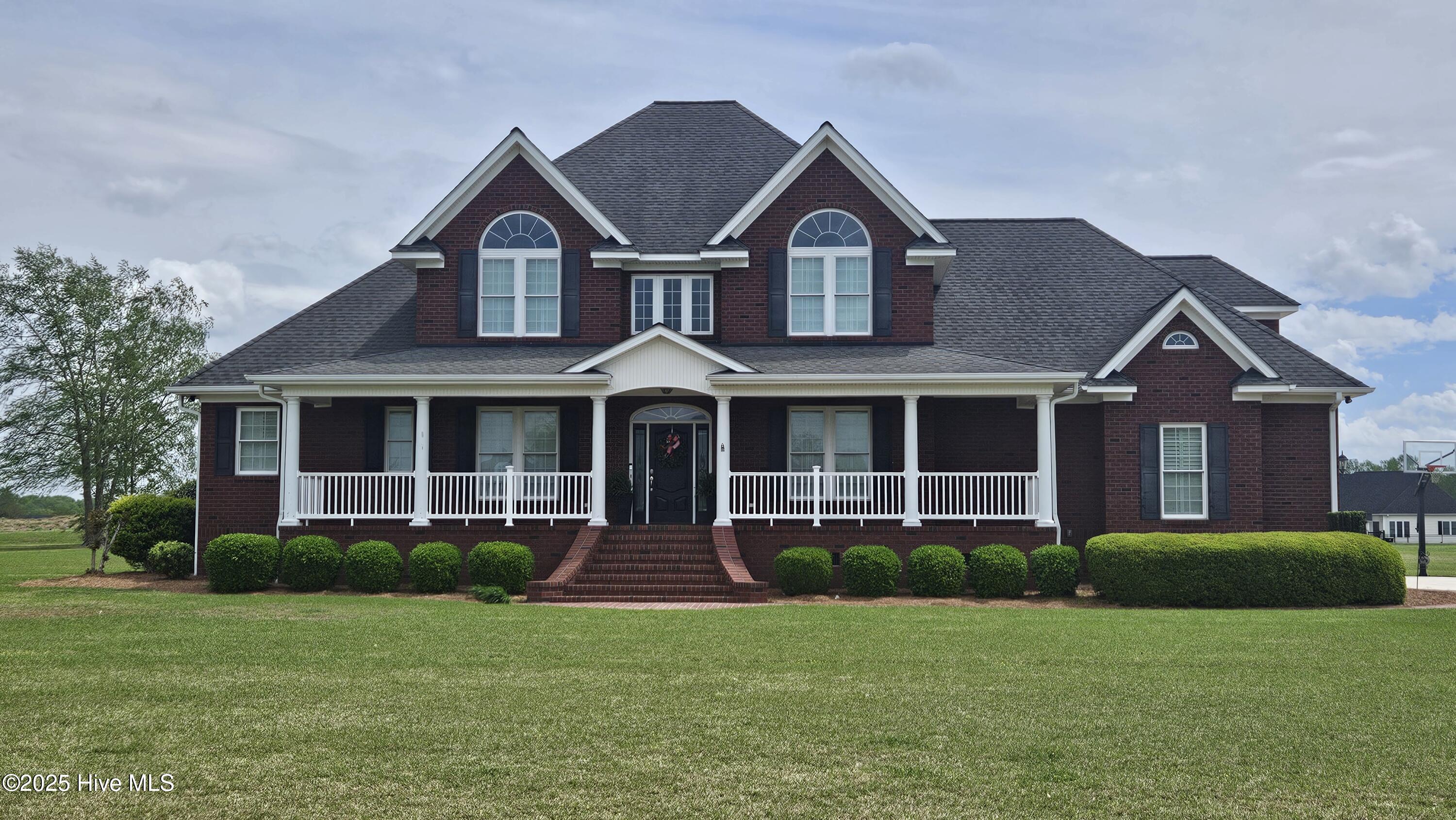 536 Timberlake Drive, Clinton, NC 28328 Listing Photo  1