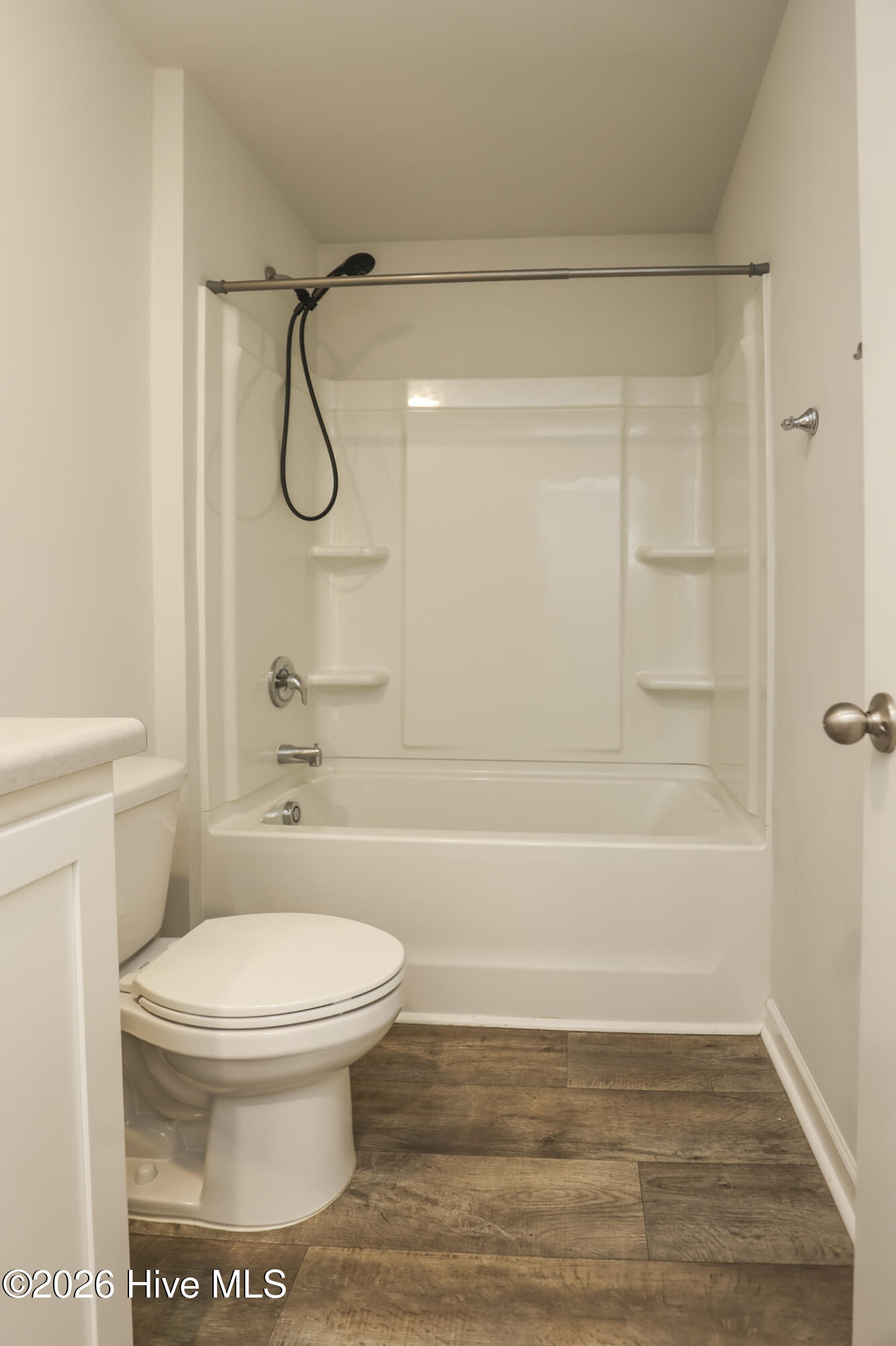 100548546 | Photo 17