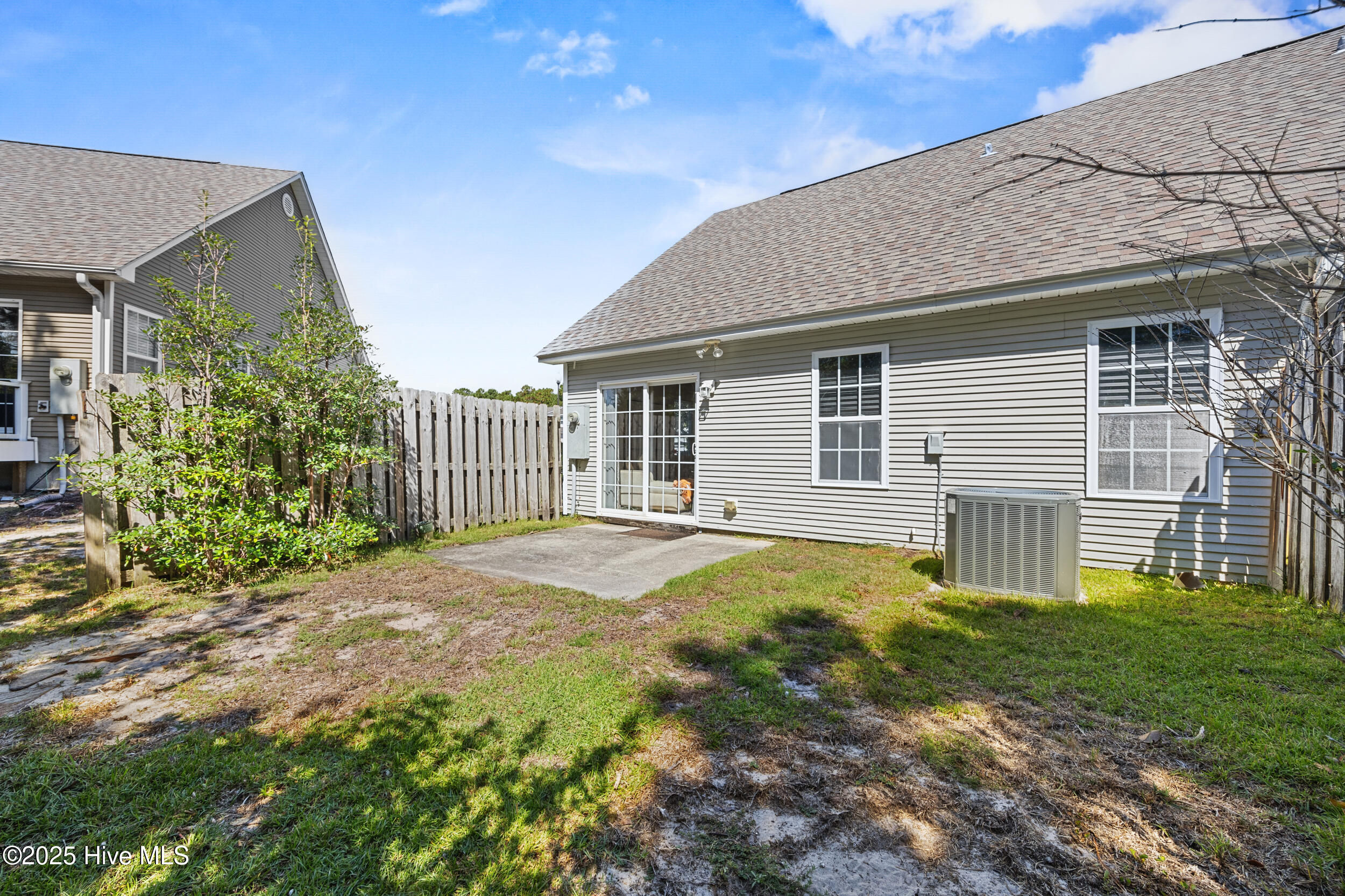 100532687 | Photo 30