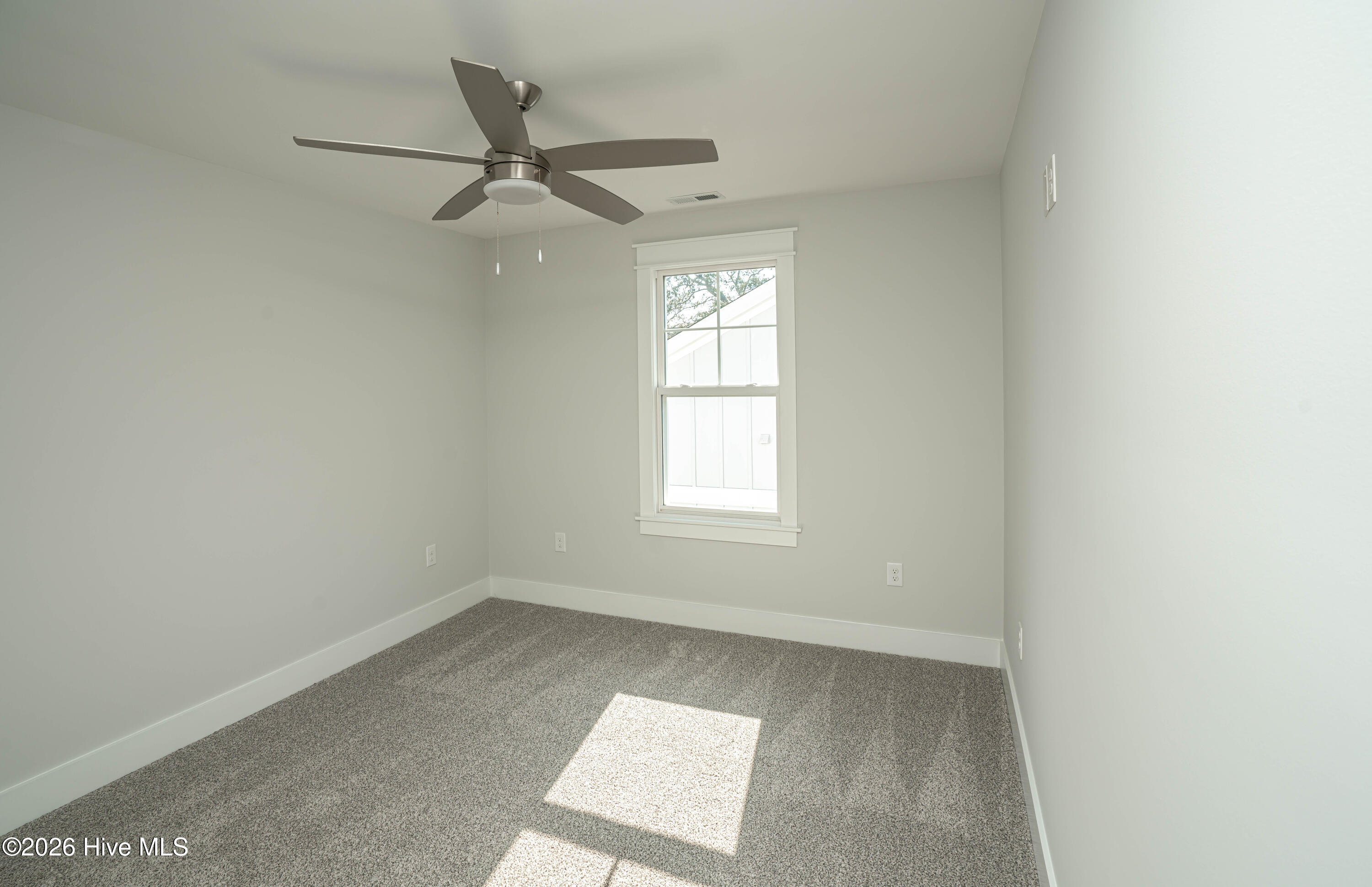 100553320 | Photo 37