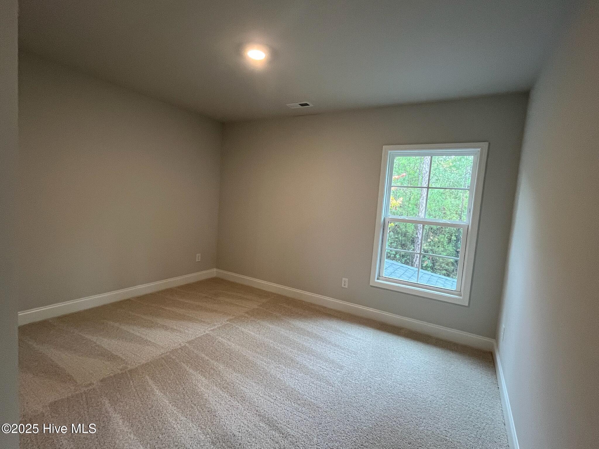 100423282 | Photo 37