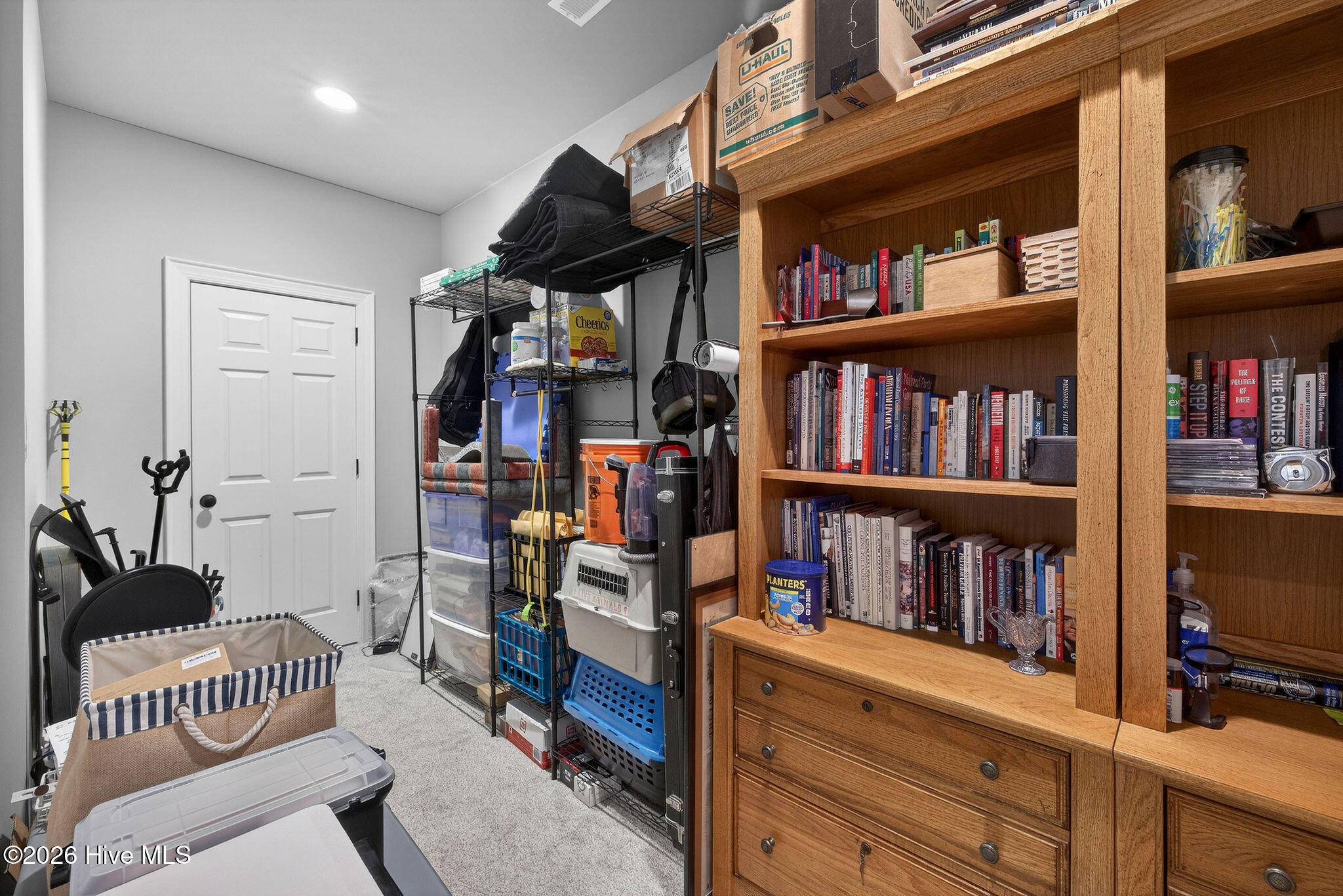 100565960 | Photo 52