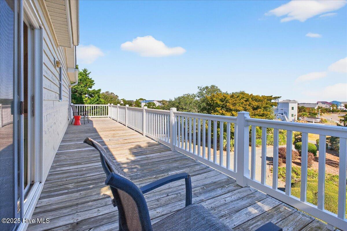 100543410 | Photo 88