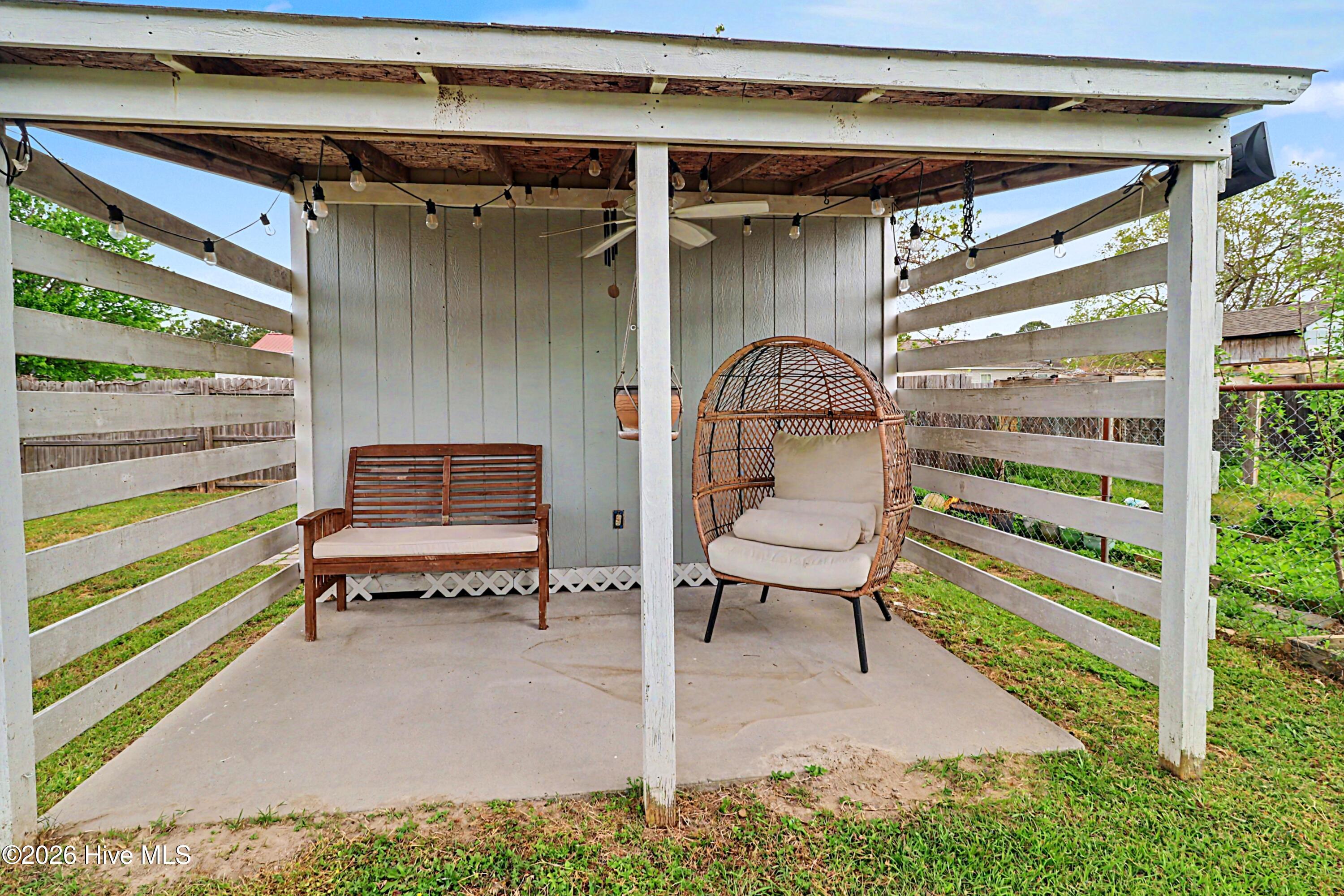 100564636 | Photo 19