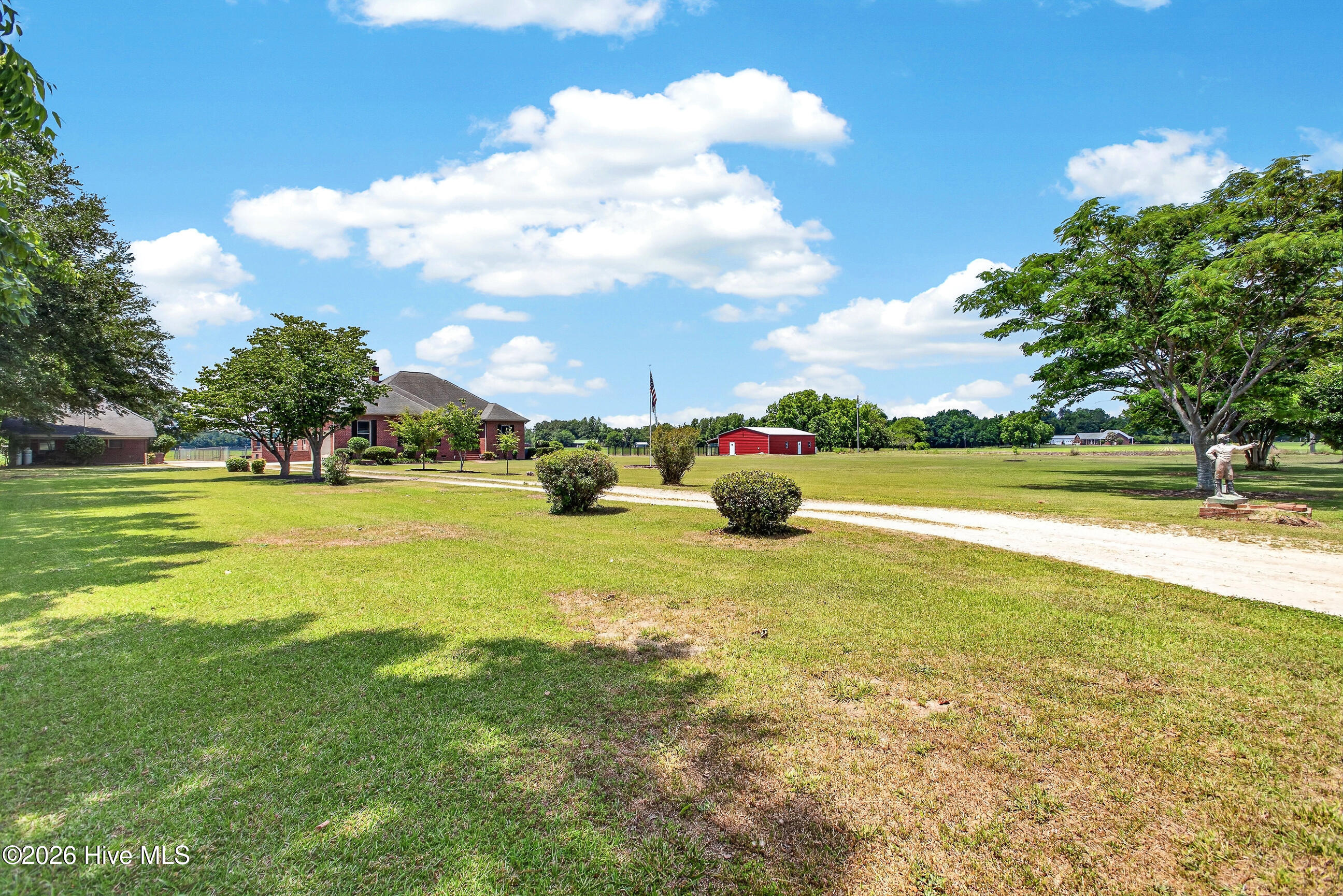 2732 White Oak River Road,Maysville