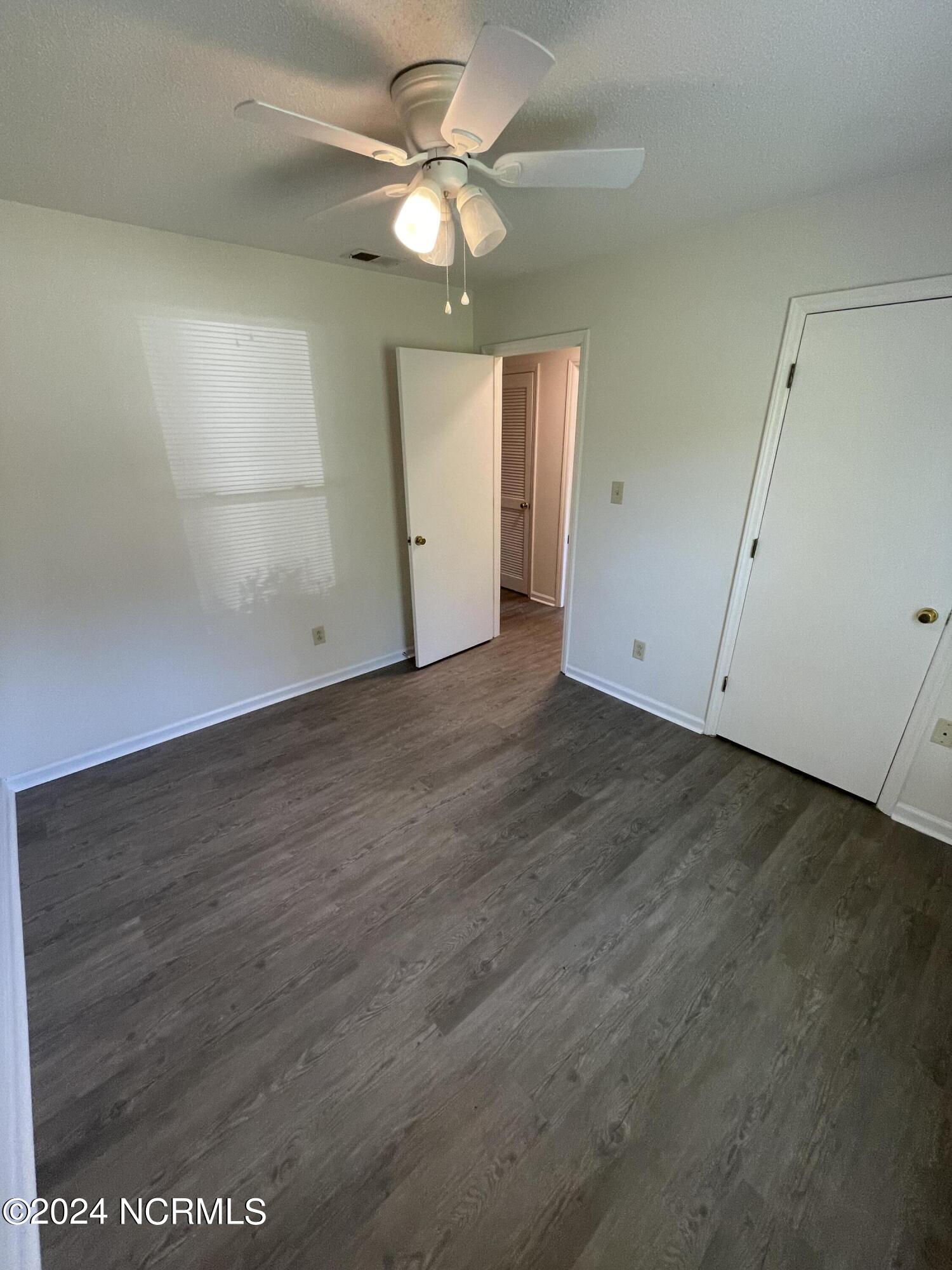 100544416 | Photo 21