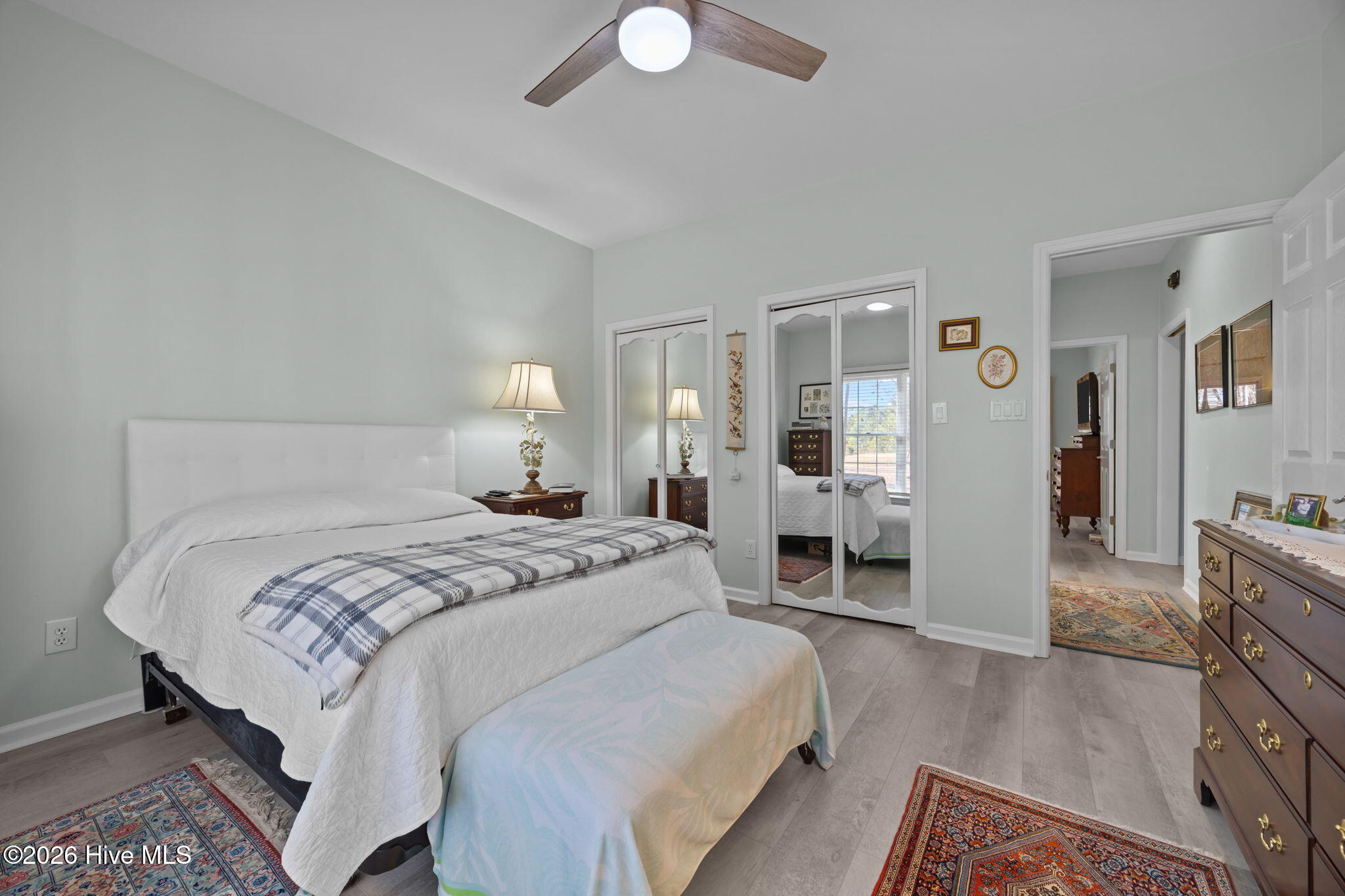 100547284 | Photo 28