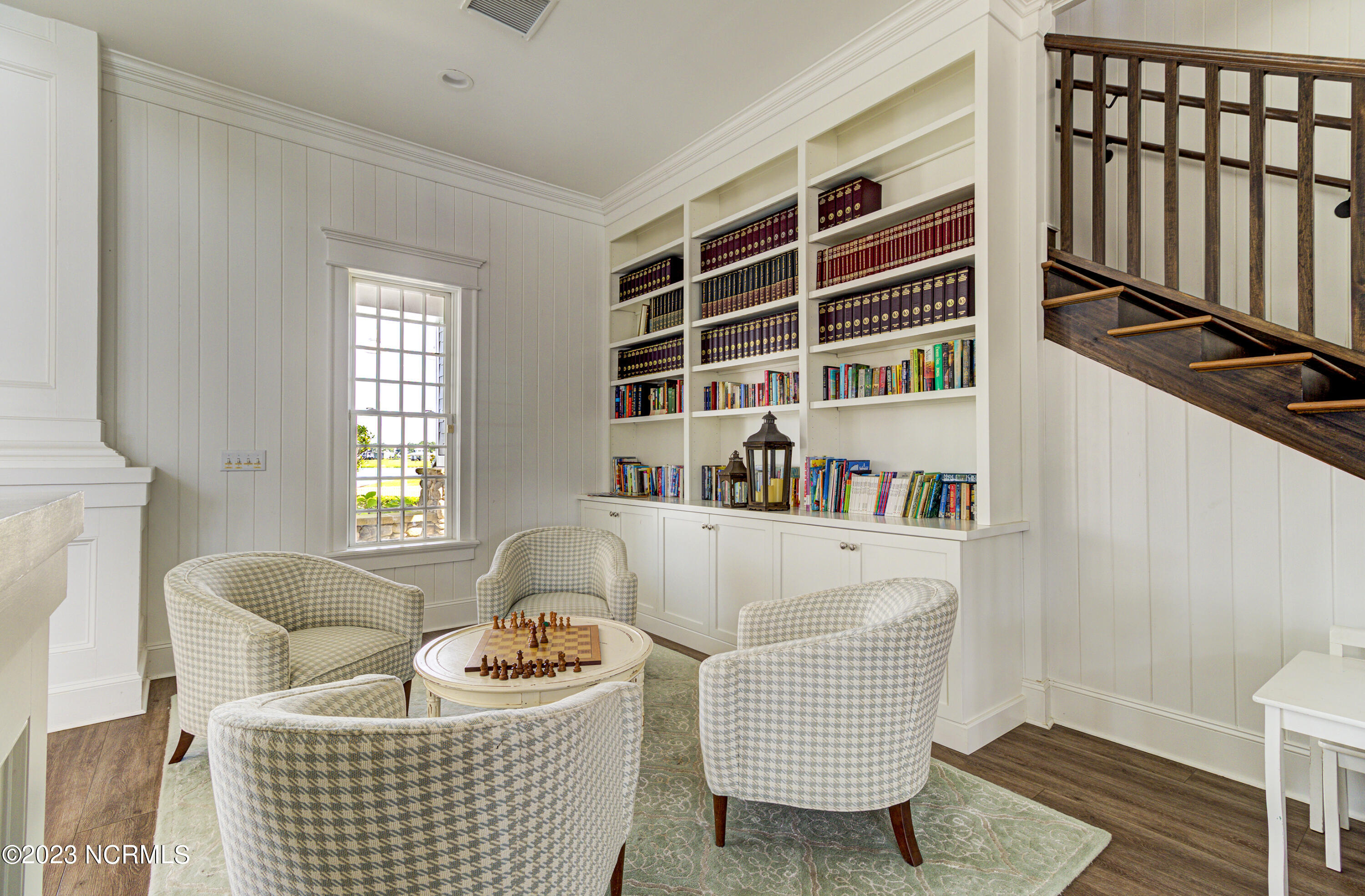 100391877 | Photo 52