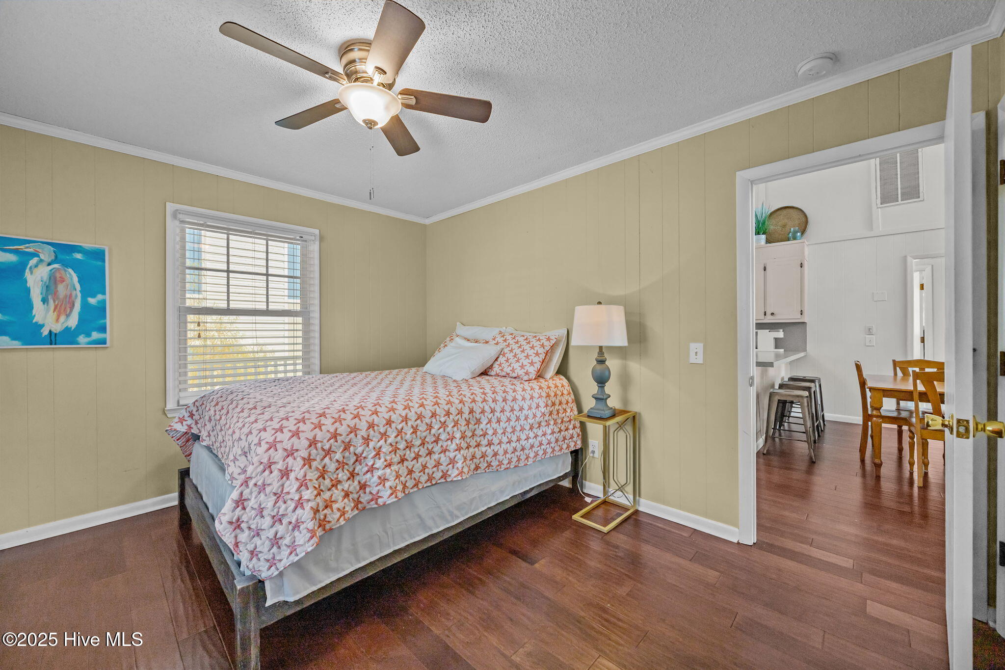 100543033 | Photo 27