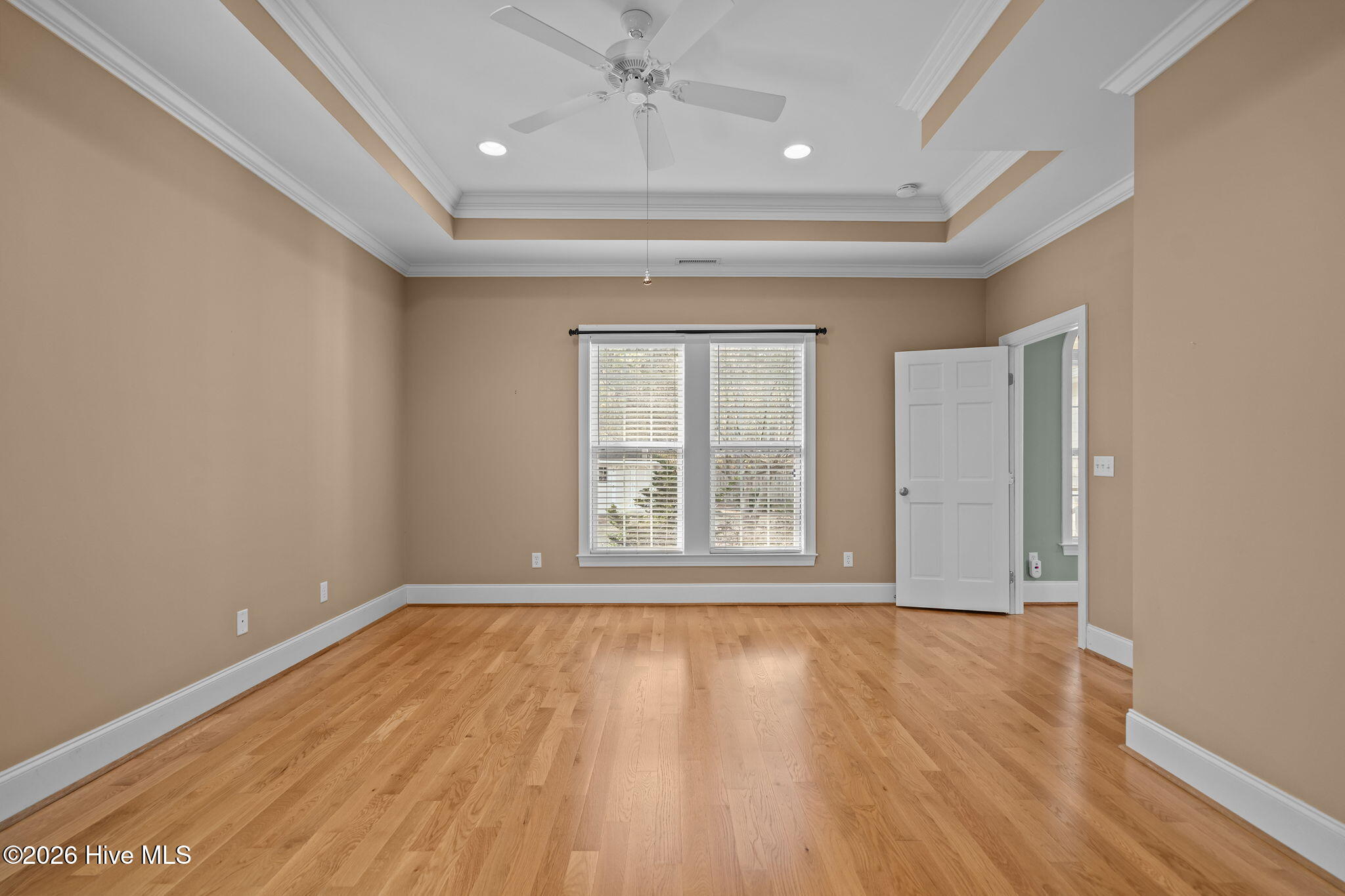 100552731 | Photo 28