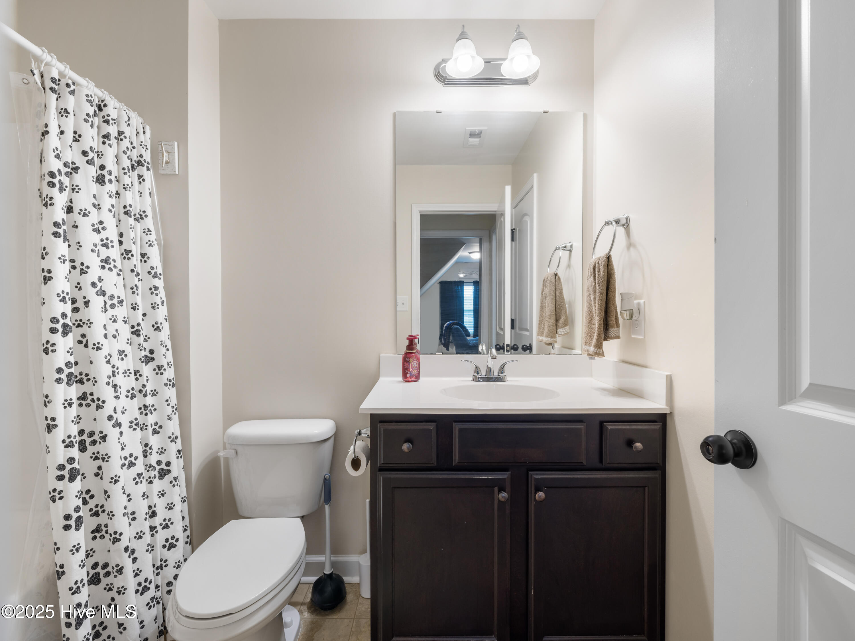 100512056 | Photo 41